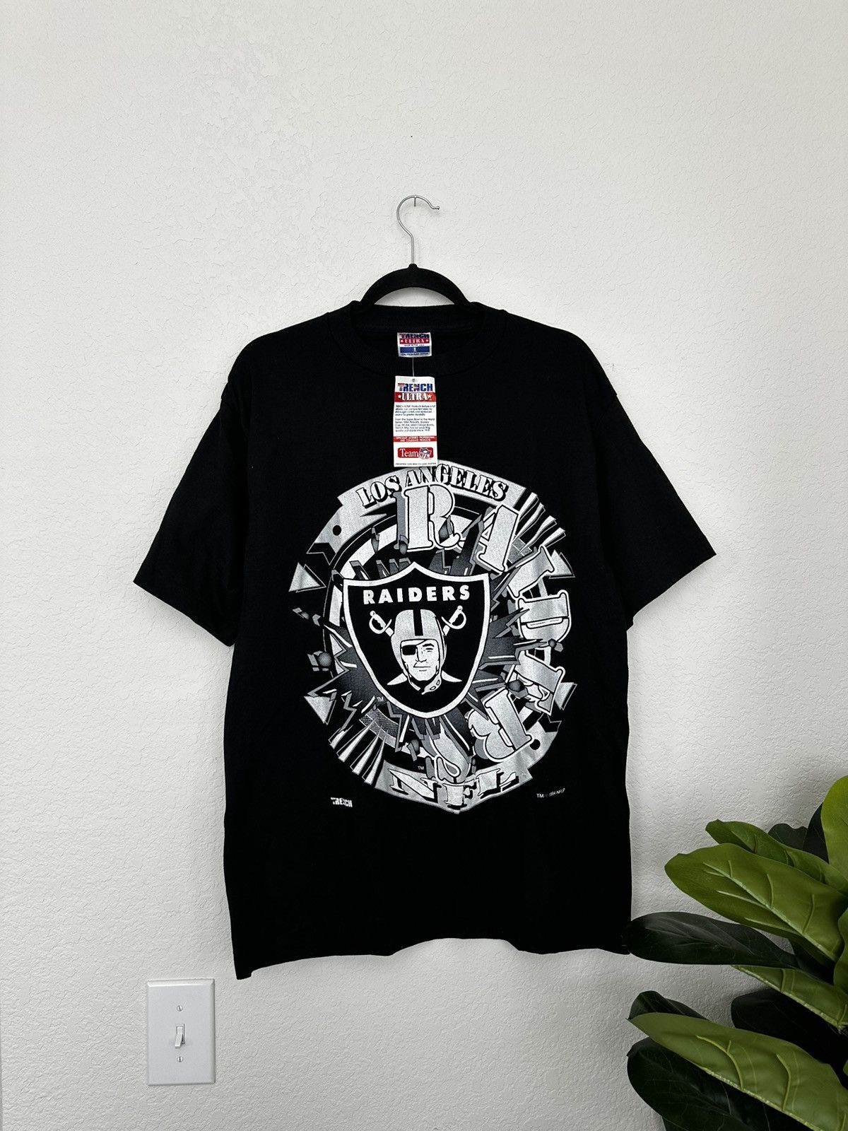 NFL Vintage 90s Los Angeles Oakland Raiders Tee DSWT RARE Large Size US L / EU 52-54 / 3 - 1 Thumbnail