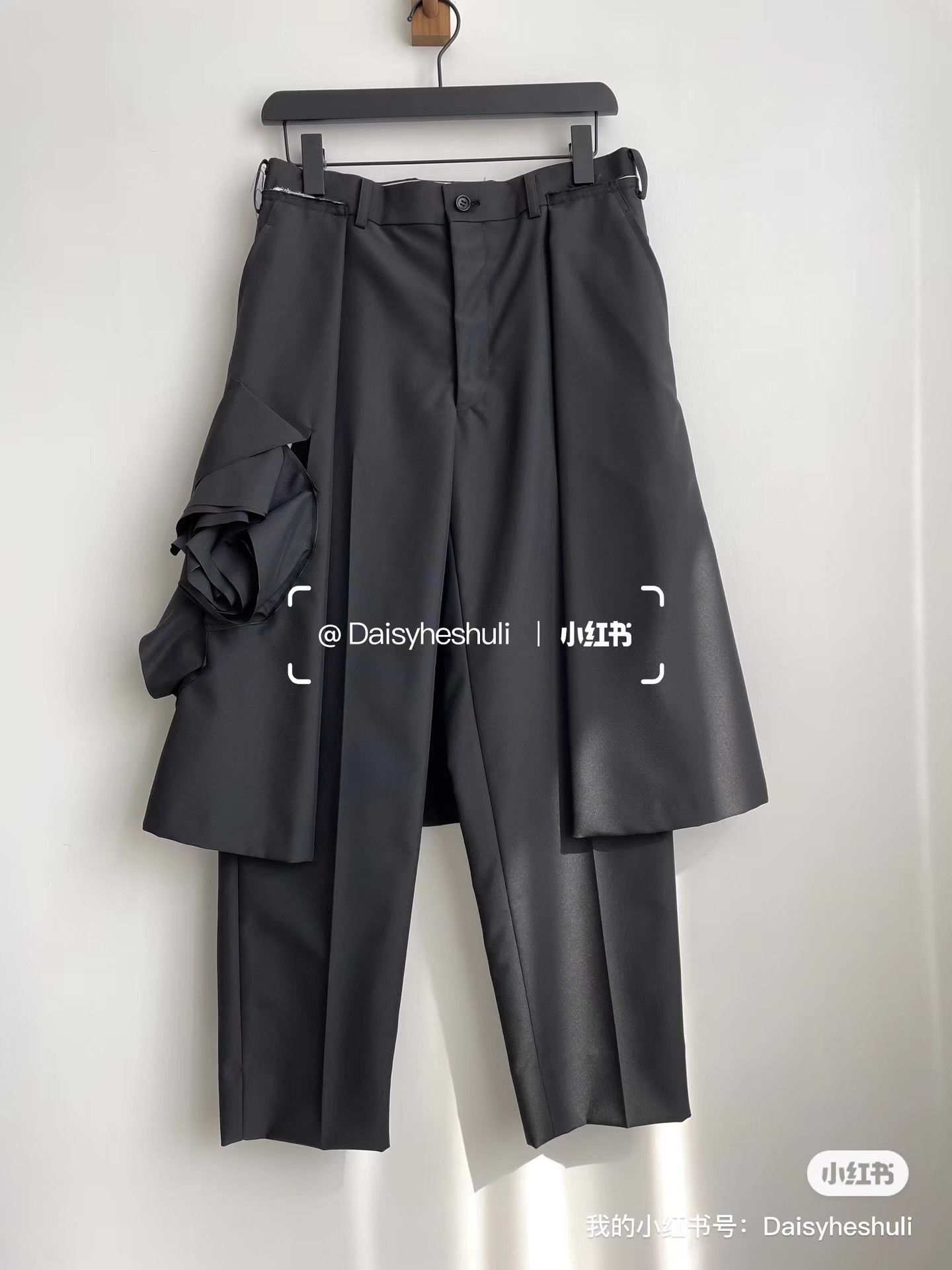 Comme des Garcons Comme des Garçons Two-in-one faux skirt pants。Ｑ24 Size 34" / US 12 / IT 48 - 1 Thumbnail