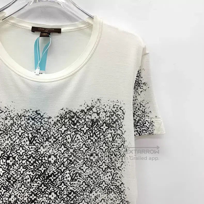 Louis Vuitton Louis Vuitton White logo printed crewneck cotton short sle Size US M / EU 48-50 / 2 - 3 Thumbnail