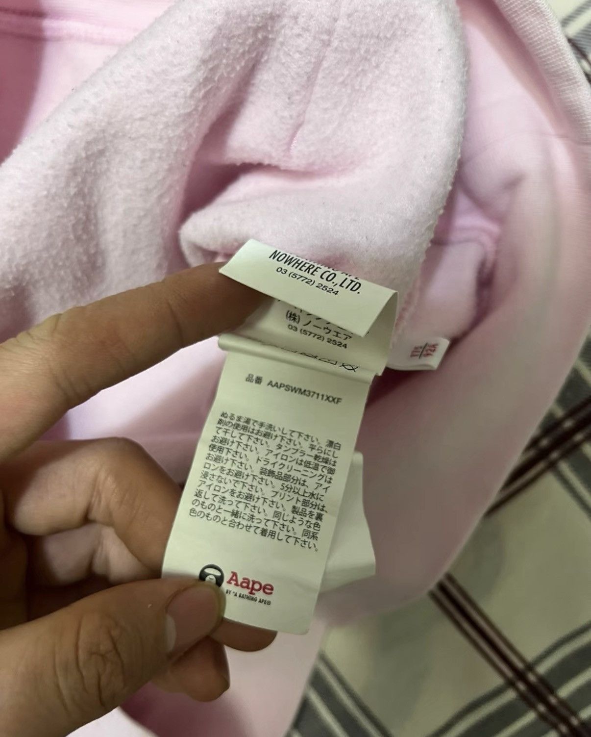 Bape Bape OG Nigo era, latest pink hoodie Size US M / EU 48-50 / 2 - 5 Thumbnail