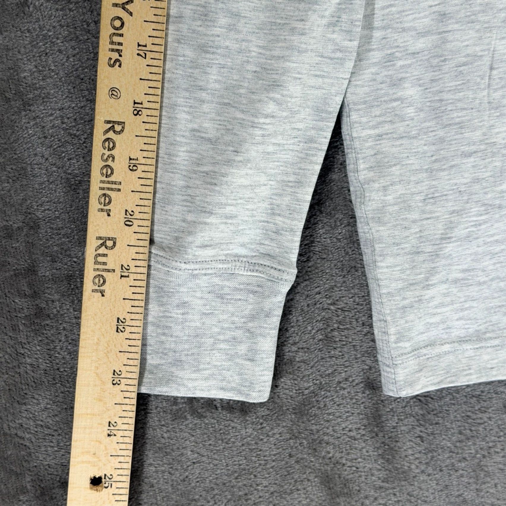 Lululemon Lululemon Athletica Women Heathered Grey Long Sleeve Crew Neck Activewear Top Shirt M Size M / US 6-8 / IT 42-44 - 4 Thumbnail
