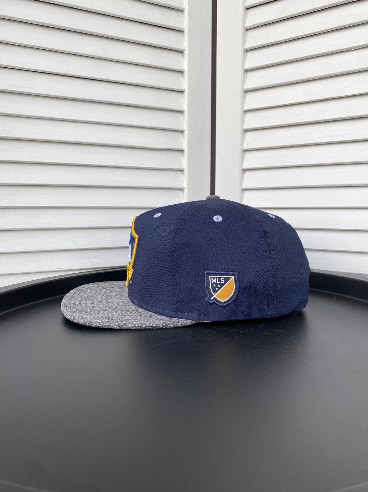 Adidas Adidas LA Galaxy MLS Fan Soccer Snapback Draft Hat Cap Size ONE SIZE - 5 Thumbnail
