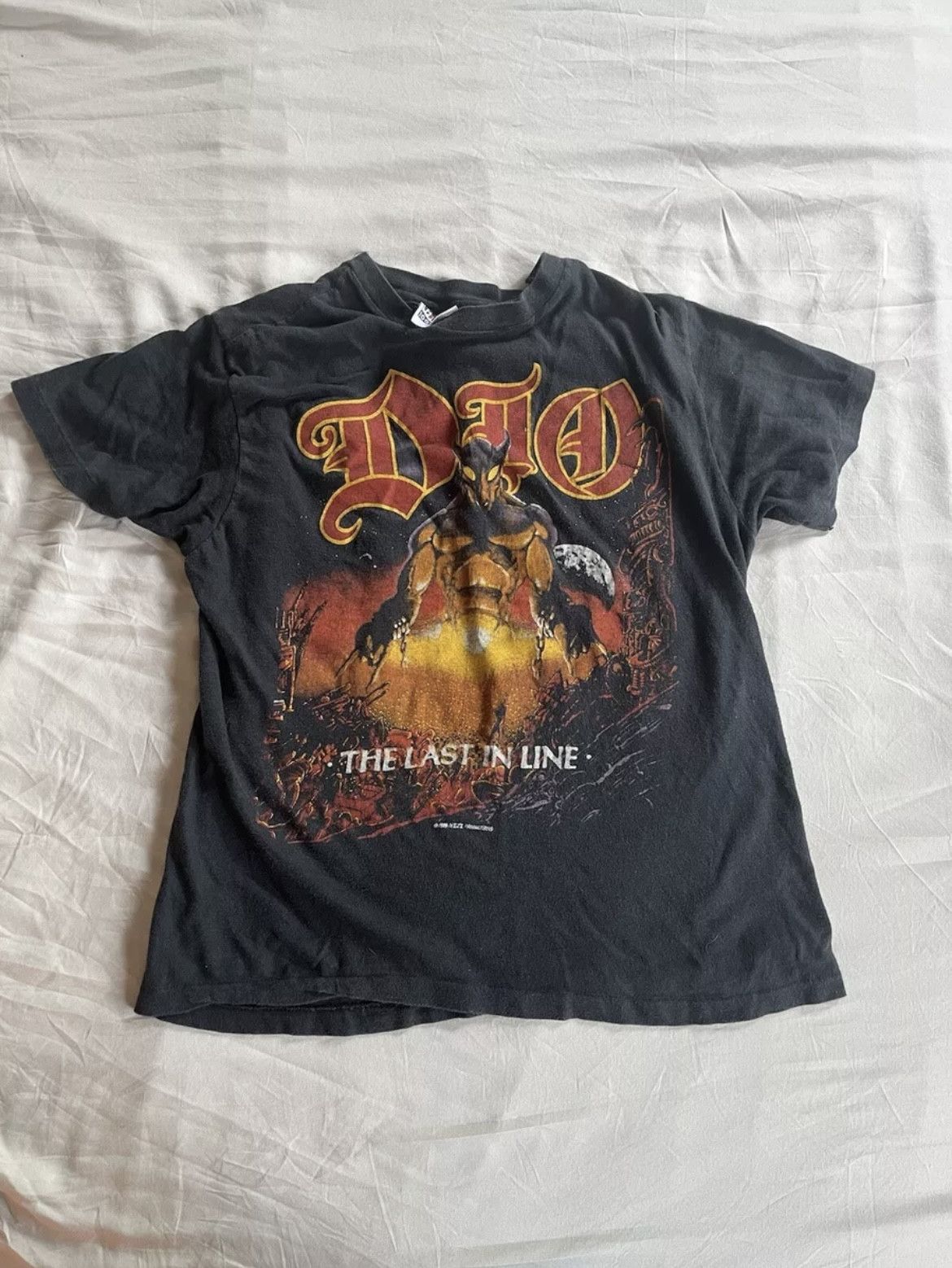 Hanes Vintage 84’ Dio The Last in Line Tour t-shirt Size US M / EU 48-50 / 2 - 1 Thumbnail
