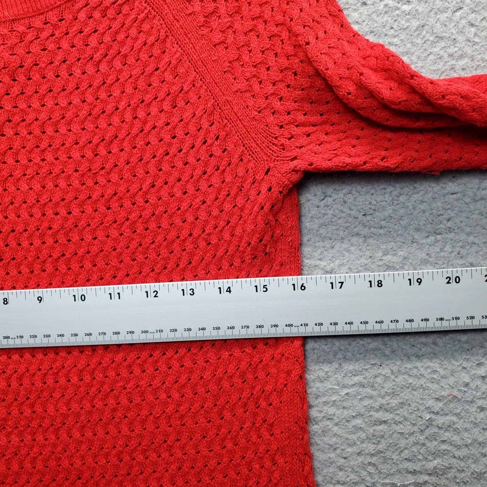 American Eagle Outfitters American Eagle Outfitters Sweater Womens M Red Open Weave Round Neck Back Zip Shirt Womens Size M Red Knit Pullover Casual Size M / US 6-8 / IT 42-44 - 4 Thumbnail