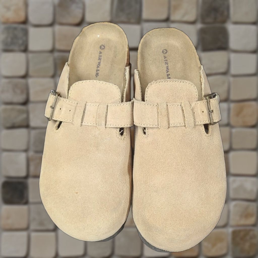 Airwalk Airwalk Sandals Womens 9 Brown Faux Suede Slip-On Buckle Flats Clogs Mules Size US 9 / IT 39 - 1 Thumbnail