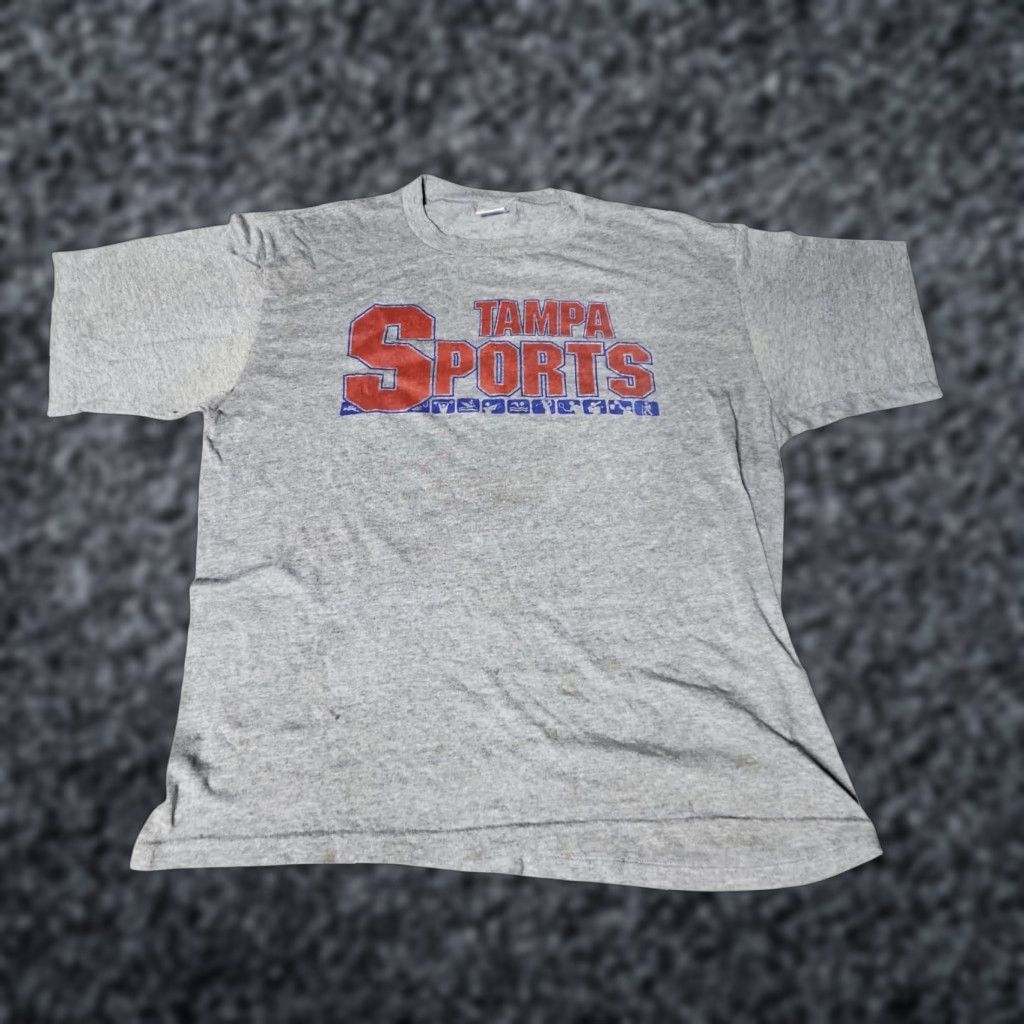 Jerzees Vintage 80s Tampa Sports T Shirt Men XL Cotton Graphic Tee Distressed Gray Size US XL / EU 56 / 4 - 1 Thumbnail