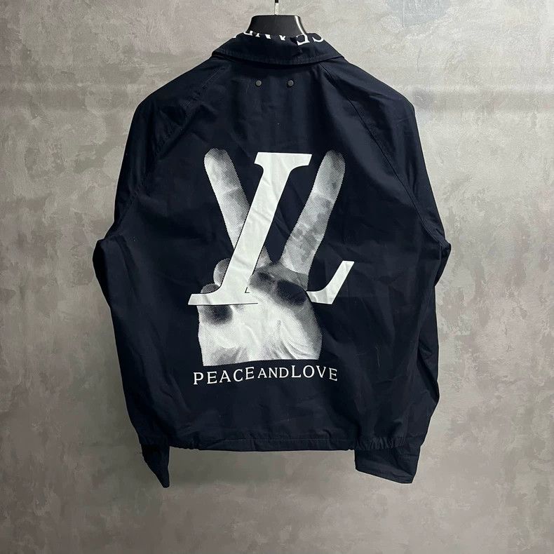 Louis Vuitton Louis Vuitton Blue Solid Graphic Printed Lapel Jacket Size US M / EU 48-50 / 2 - 5 Thumbnail