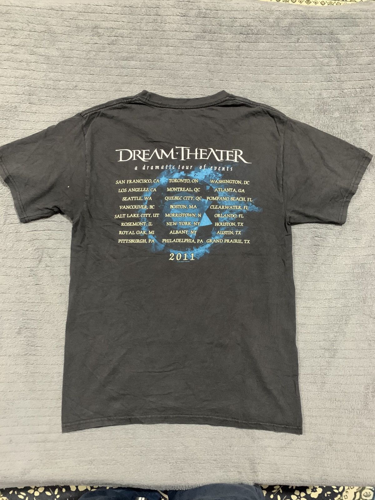 Band Tees 2011 Dream Theater a Dramatic Turn of Events Concert Tee Size US XS / EU 42 / 0 - 7 Thumbnail