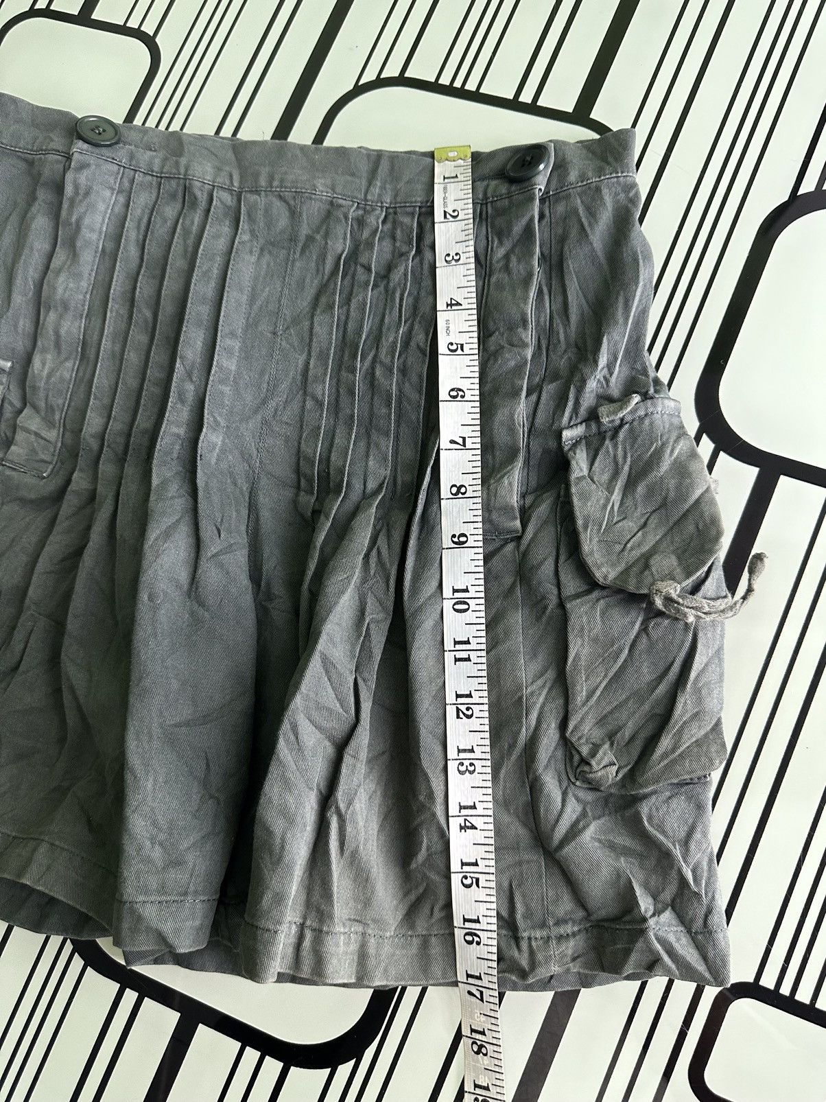 Issey Miyake × Japanese Brand × Sunao Kuwahara Vintage Sunao Kuwahara Tactical Cargo Skirt Size 34" / US 12 / IT 48 - 9 Thumbnail