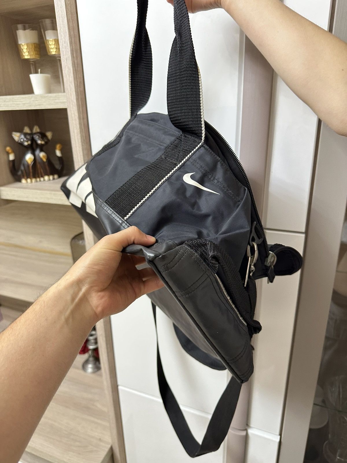 Nike Vintage 90s Nike Crazy Sport Bag Luggage Black Shoulder Bag Size ONE SIZE - 13 Thumbnail