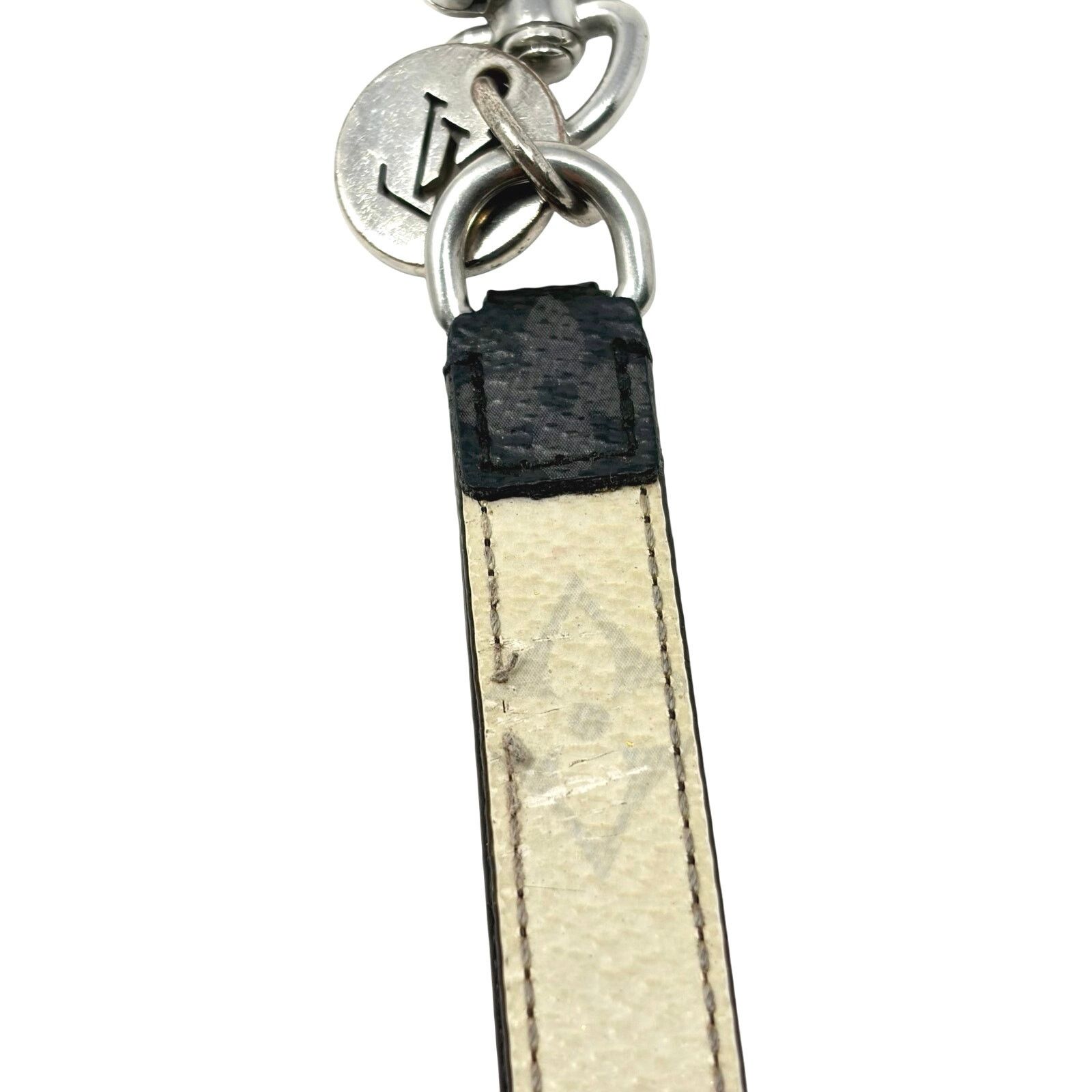 Louis Vuitton Louis Vuitton Monogram Keychain / Bag Charm Size ONE SIZE - 4 Thumbnail