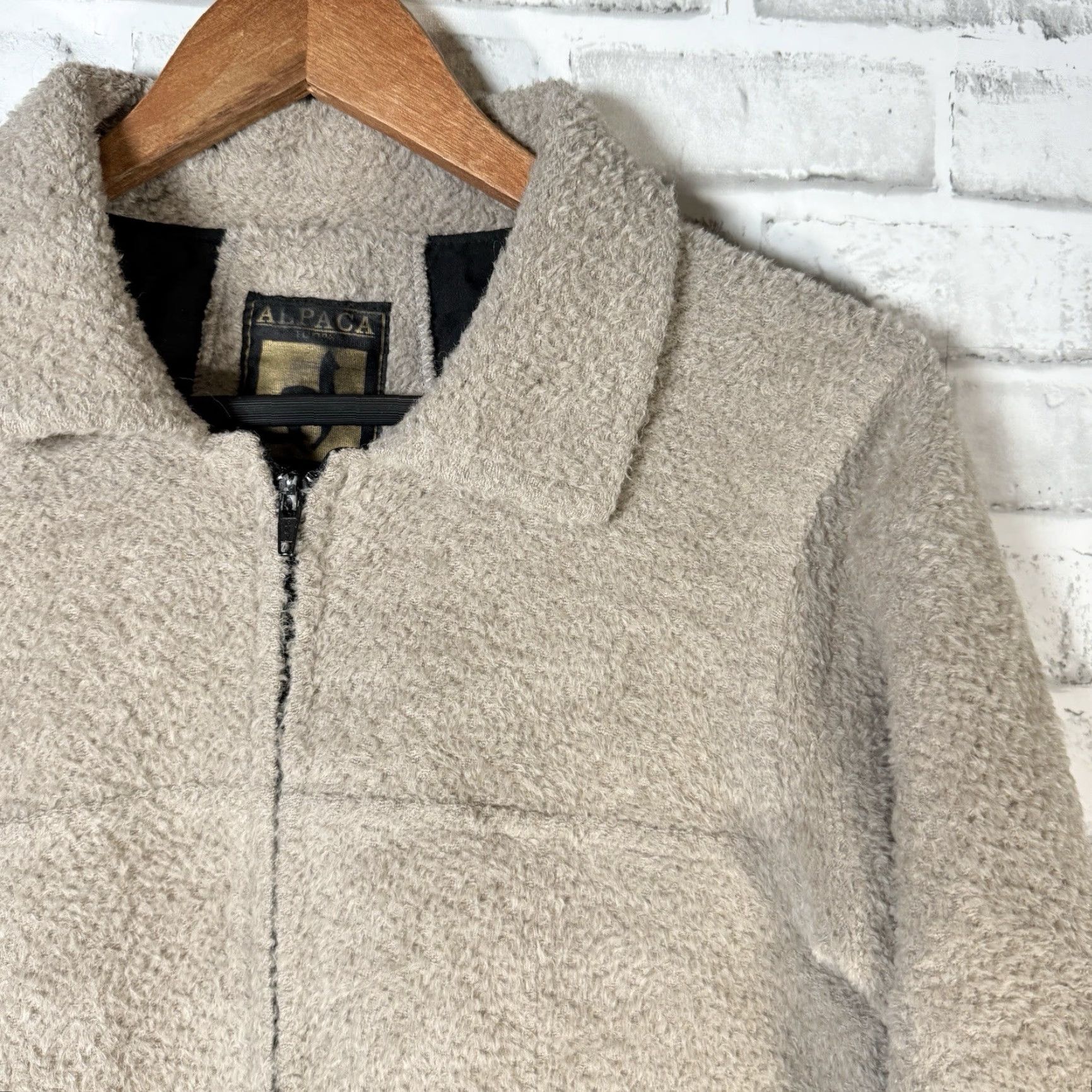 Vintage VINTAGE Artesania Minka Jacket Womens M Full Zip 100% Alpaca Beige Size M / US 6-8 / IT 42-44 - 2 Thumbnail