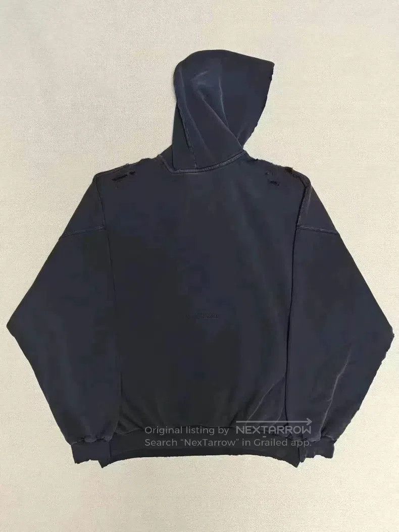 Balenciaga Balenciaga Statue of Liberty distressed hooded sweatshirt Size US S / EU 44-46 / 1 - 2 Thumbnail