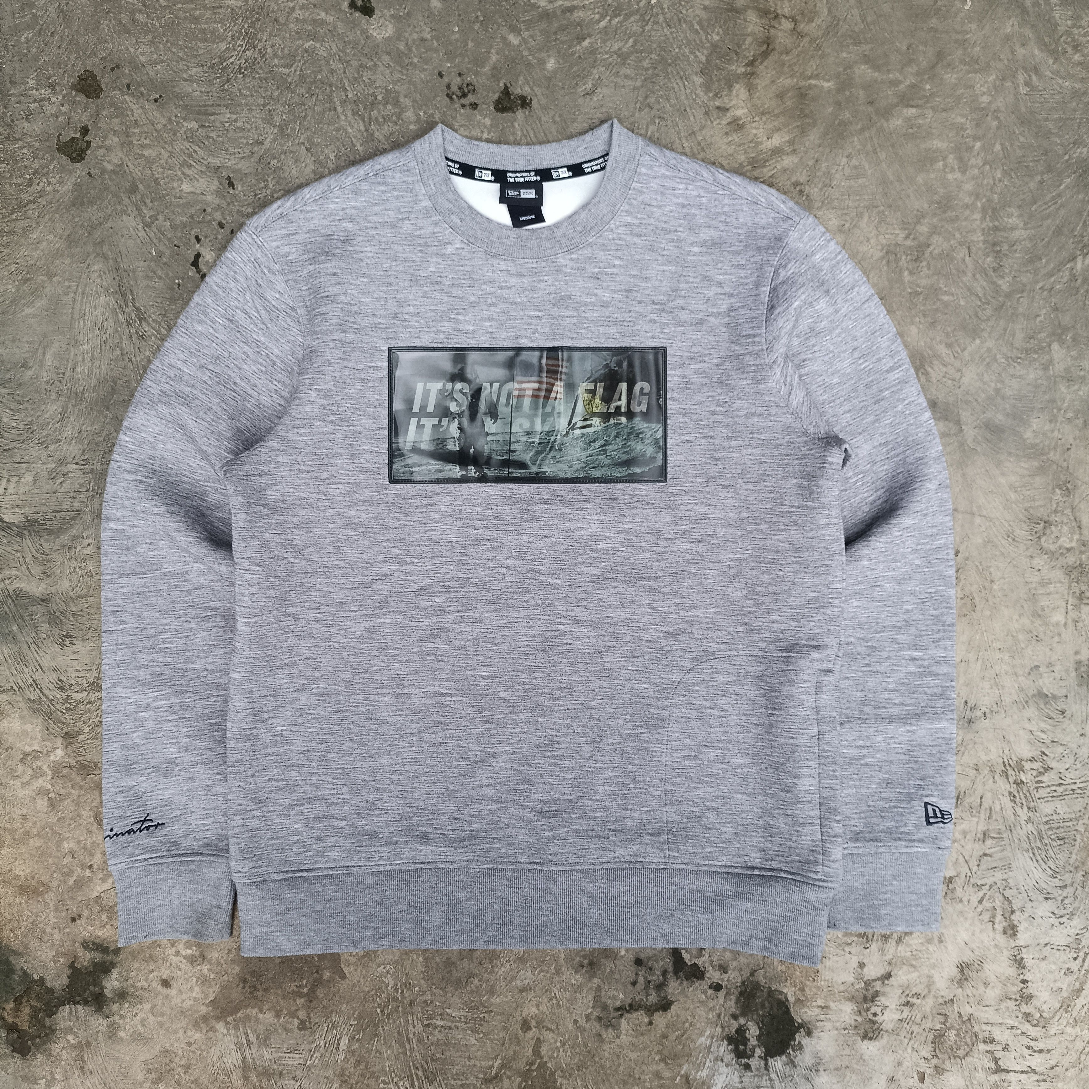 image of New Era American Hologram Sweatshirt in Grey, Men's (Size Medium)