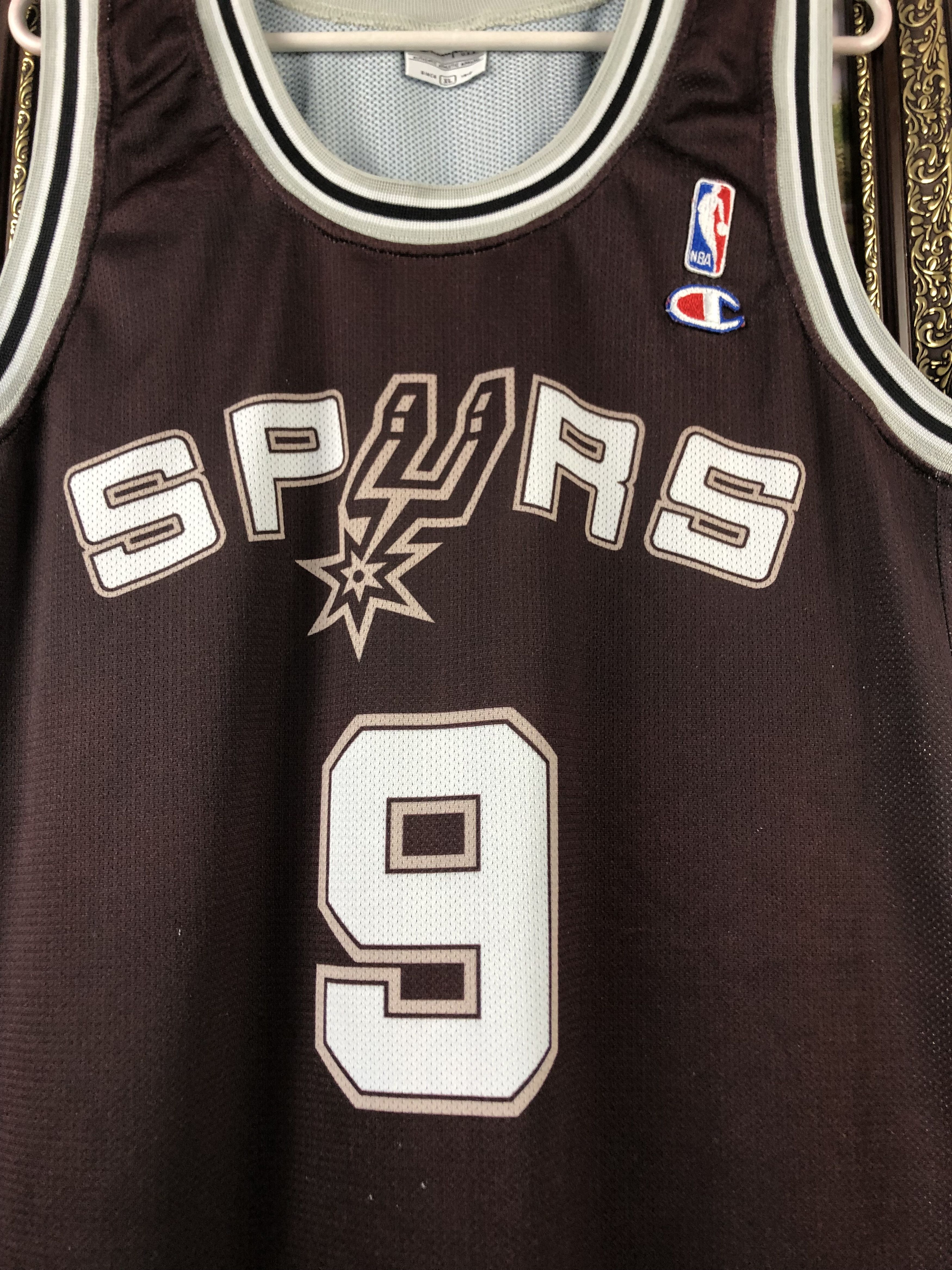 Champion Vintage San Antonio Spurs Parker Champion Authentic Jersey Size US XL / EU 56 / 4 - 5 Thumbnail