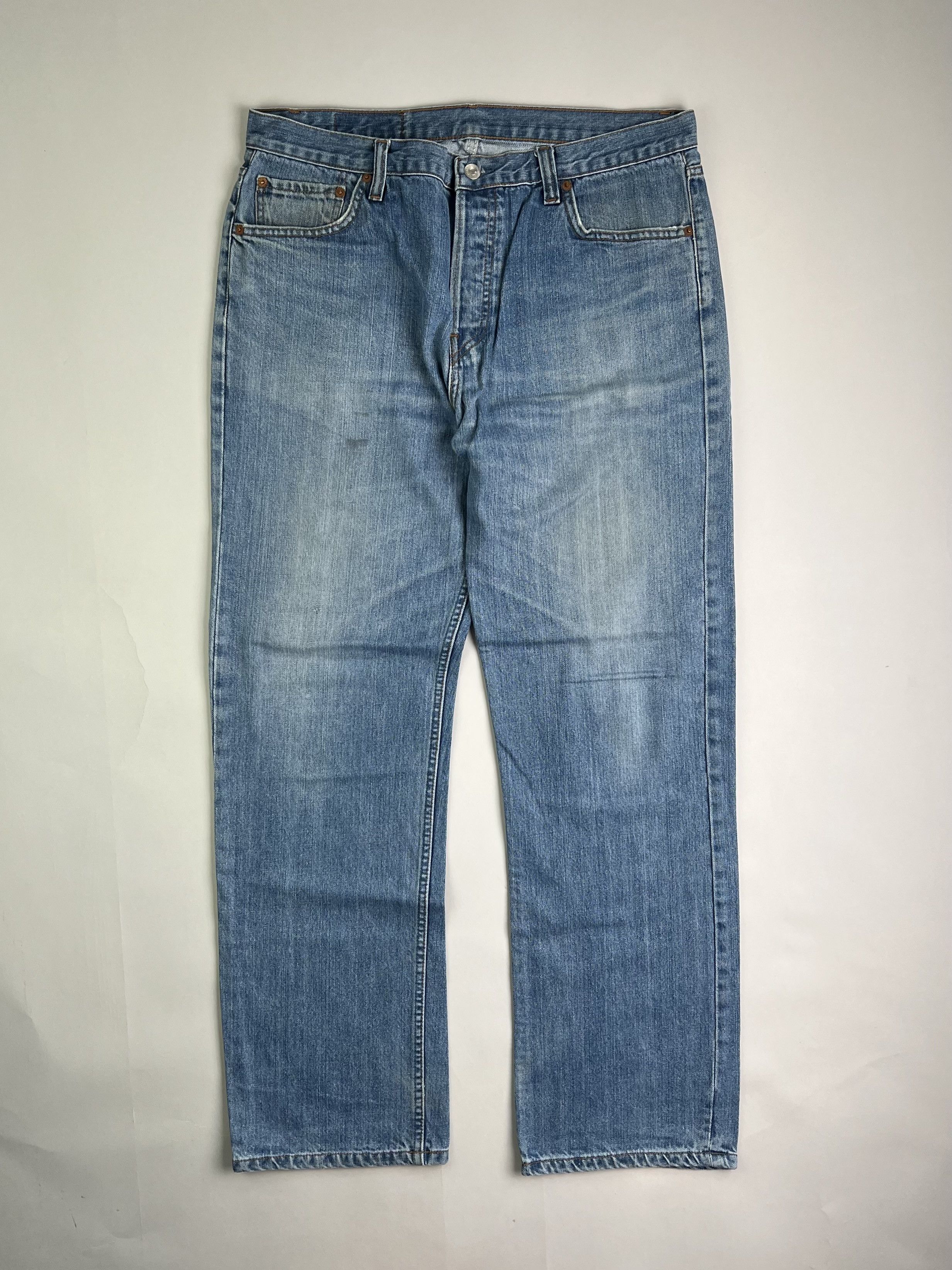 Levi's × Levi's Vintage Clothing × Vintage Levis 501 Vintage Medium Wash Jeans W36 Size US 36 / EU 52 - 1 Thumbnail