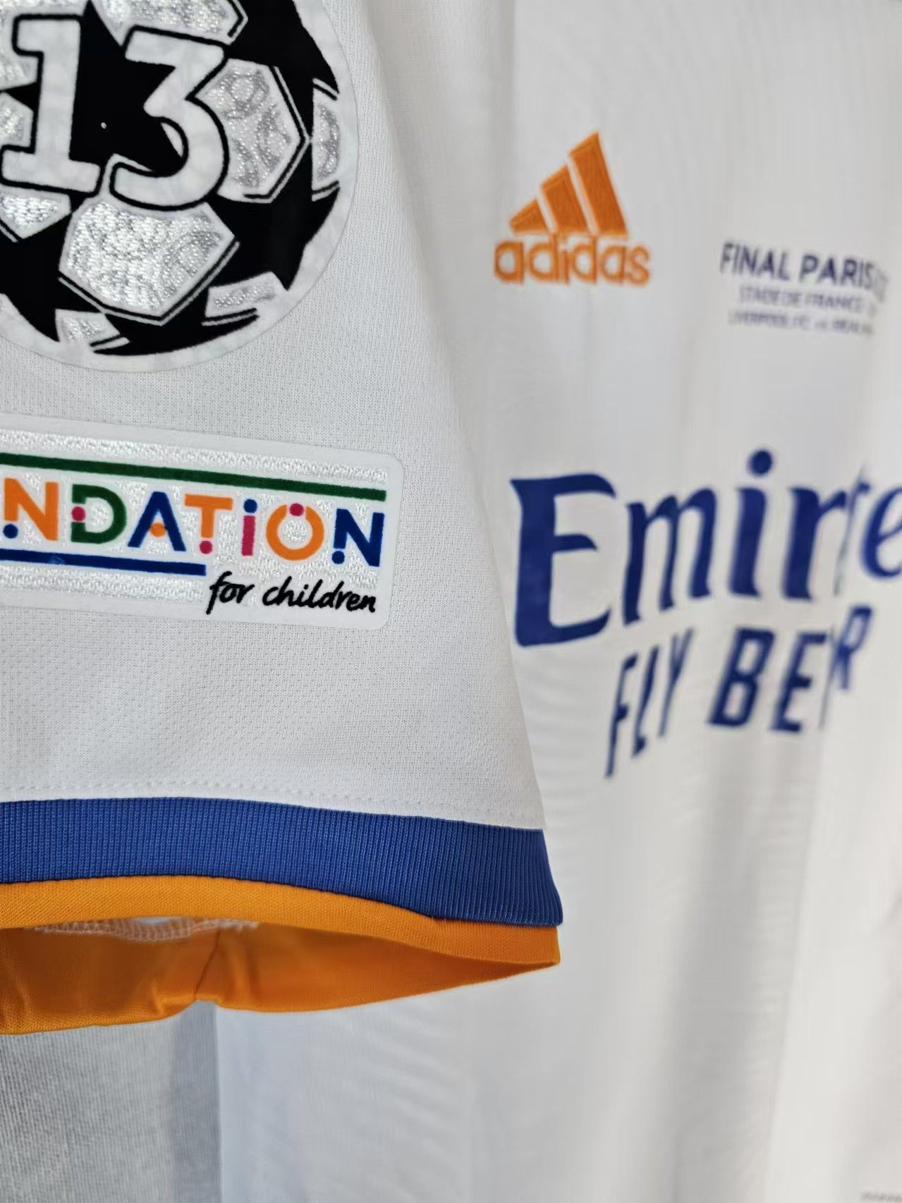 Other 2021 2022 Real Madrid 10 Luka Modrić Jersey Home Size US S / EU 44-46 / 1 - 3 Thumbnail