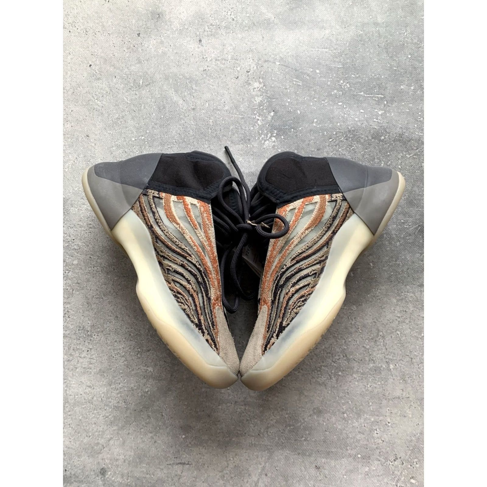 Adidas ADIDAS YEEZY QNTM FLASH ORANGE QUANTUM HI SNEAKERS US 7, UK 6.5, EU 40 - MEN - MULTICOLOR Size US 7 / EU 40 - 3 Thumbnail