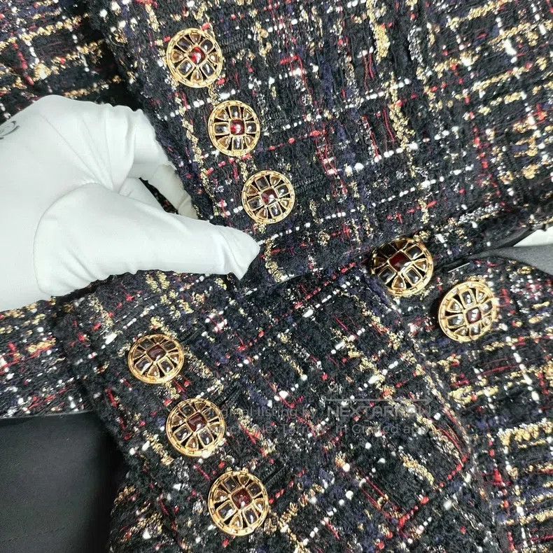 Chanel Coarse tweed coat