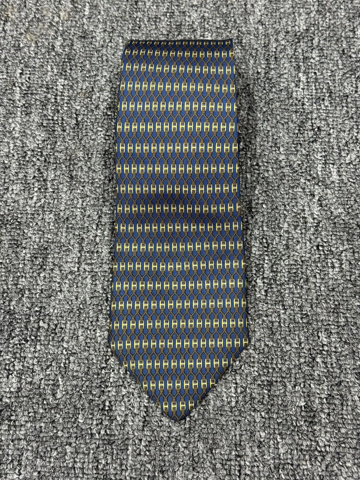 Hermes Hermes H Logo Overprint Silk Necktie (7199 UA) Size ONE SIZE - 2 Thumbnail