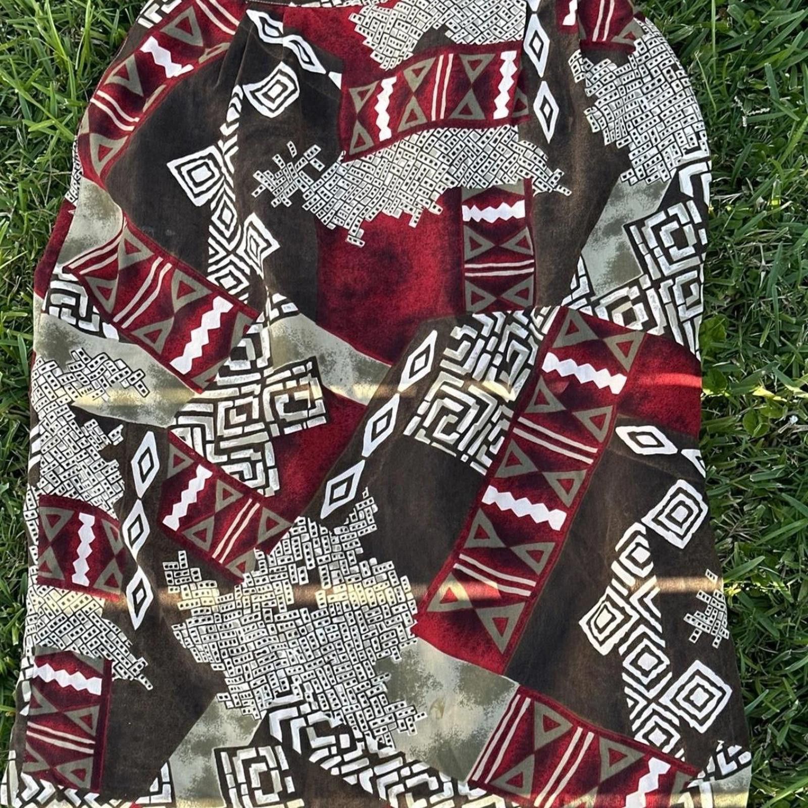 Other VINTAGE abstract sk company geometric silk skirt M/L? skirt. Size 32" / US 10 / IT 46 - 1 Thumbnail