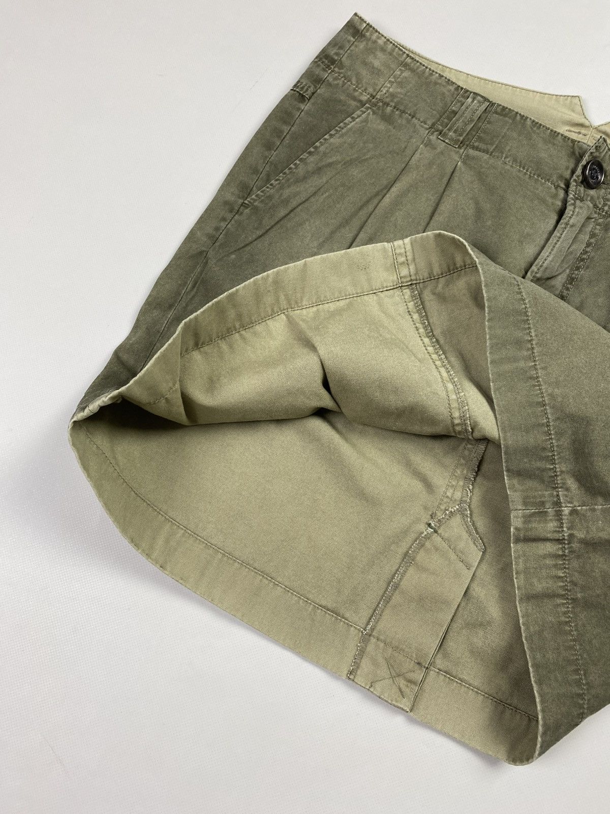 Burberry Burberry Brit ladies pencil mini skirt Y2K military Size 30" / US 8 / IT 44 - 9 Thumbnail