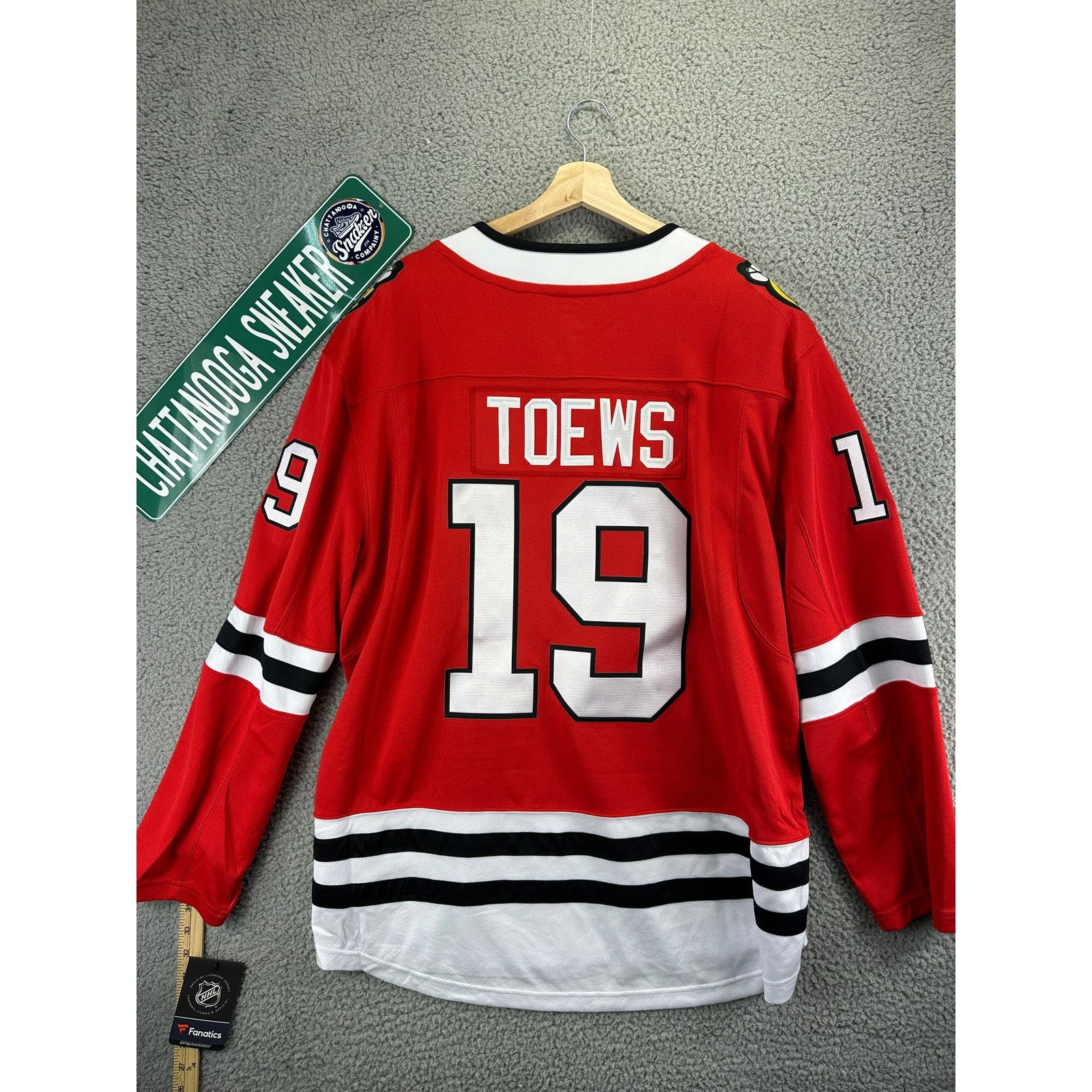 Fanatics Chicago Blackhawks TOEWS 19 Mens Size XL NHL Jersey