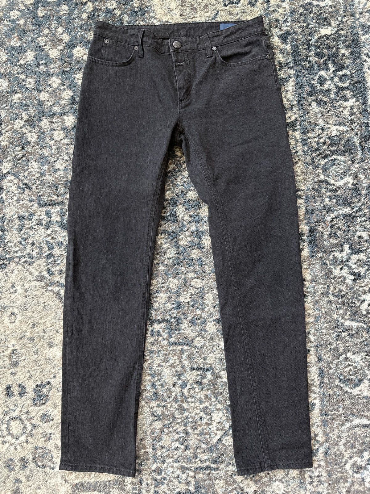 CLOSED Closed Slim Fit Denim Black Size 30 Waist Size US 30 / EU 46 - 1 Thumbnail