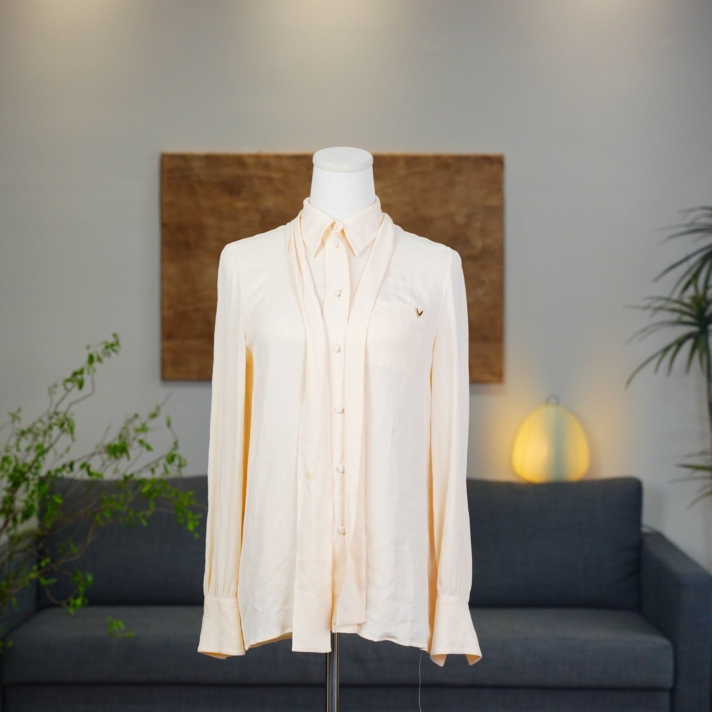 Valentino Valentino Silk Button Up it_40 Women Size S / US 4 / IT 40 - 1 Thumbnail