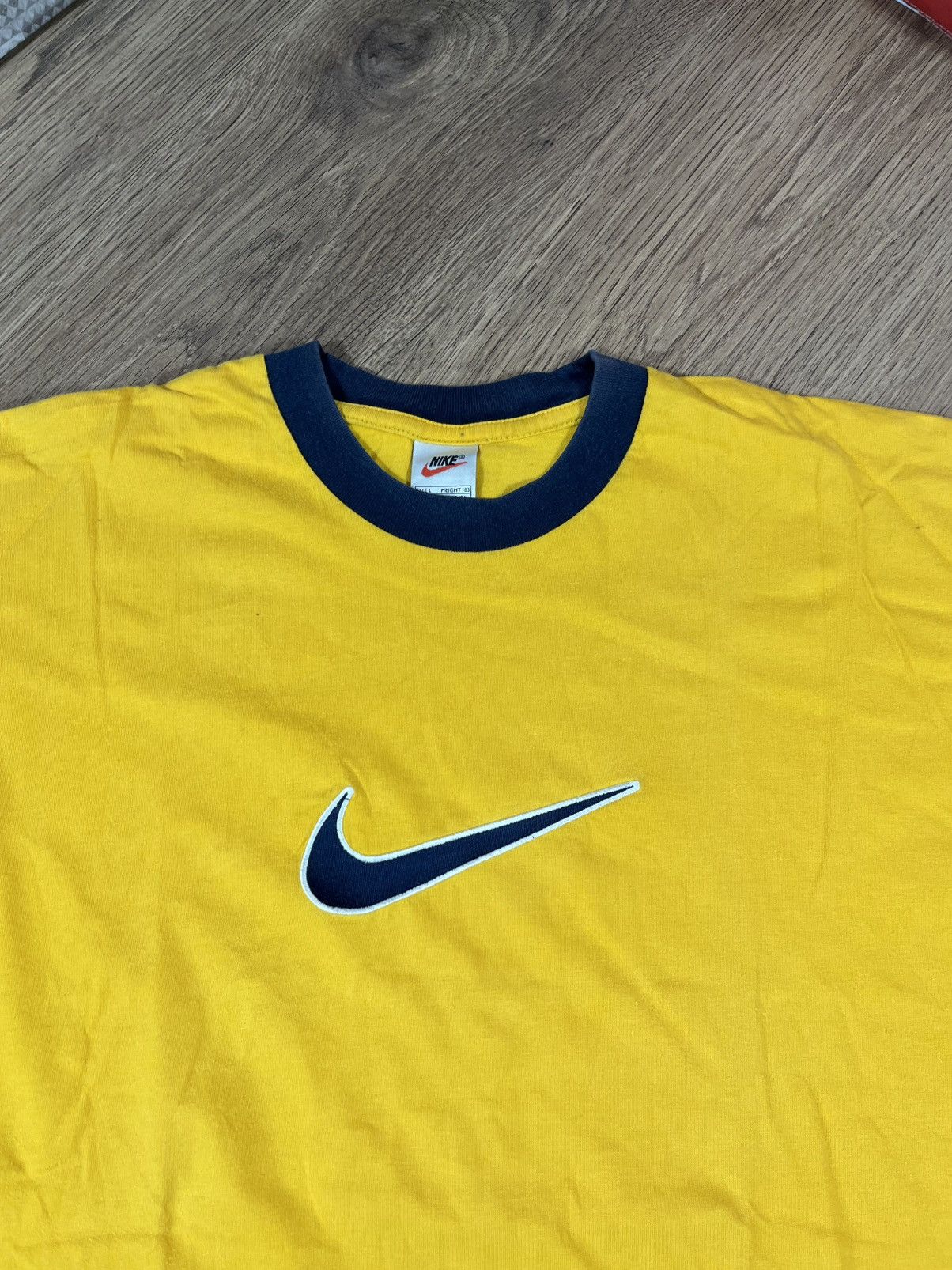 Vintage Nike Vintage 90s Center Swoosh T Shirt Size US L / EU 52-54 / 3 - 4 Thumbnail