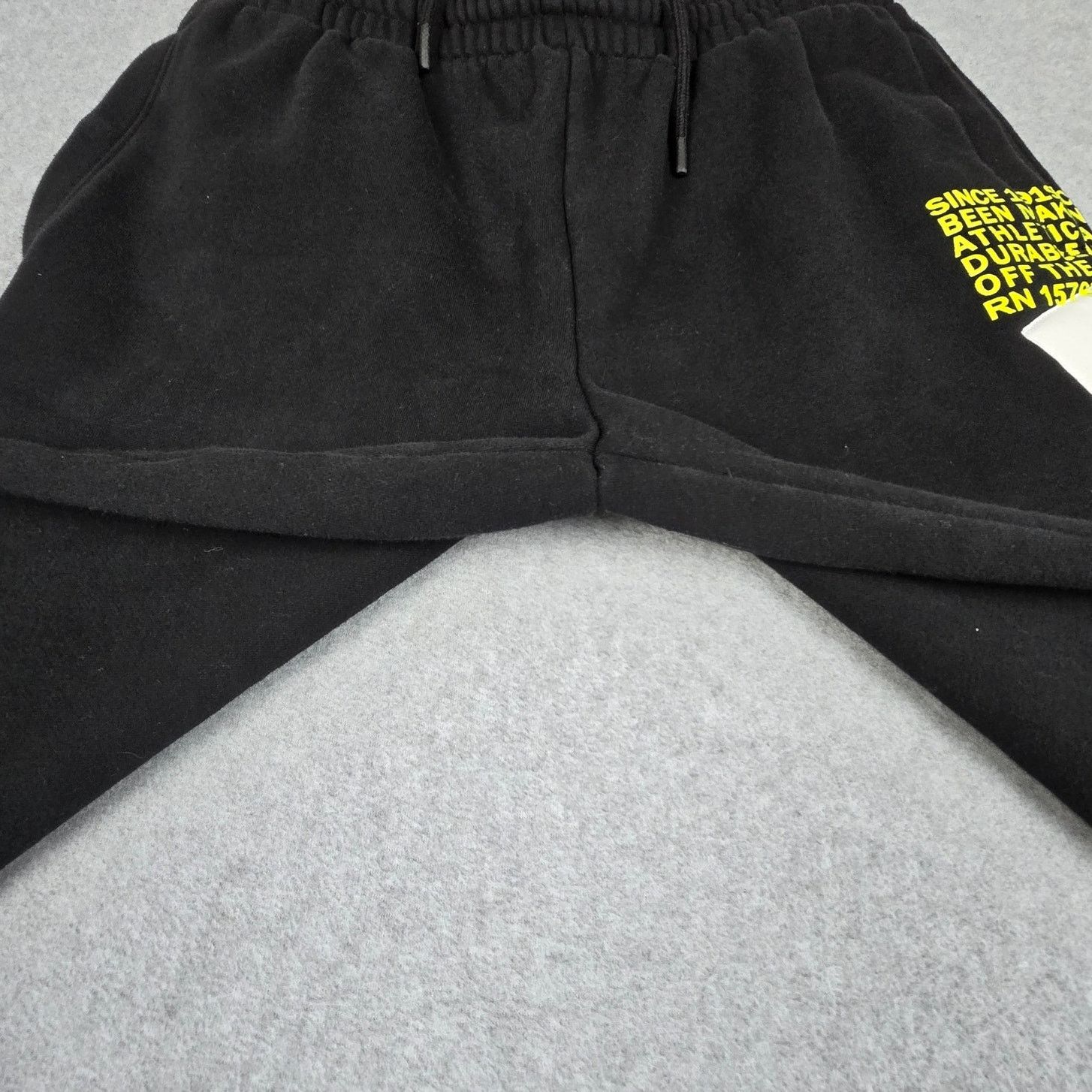 Champion Champion Medium Black Logo Joggers Drawstring Pockets Size US 32 / EU 48 - 3 Thumbnail