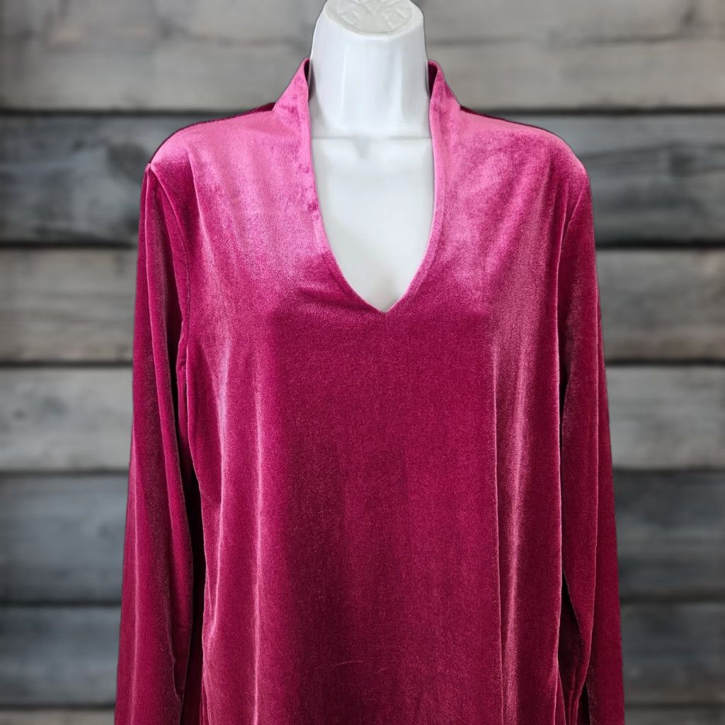 Vintage Chico's Womens Velvet Polished Tunic Sz Large Electric Magenta Long Sleeve Blouse Tunic Womens/Adult Large Pink Velvet Solid 30" 23" 21" Size L / US 10 / IT 46 - 1 Thumbnail