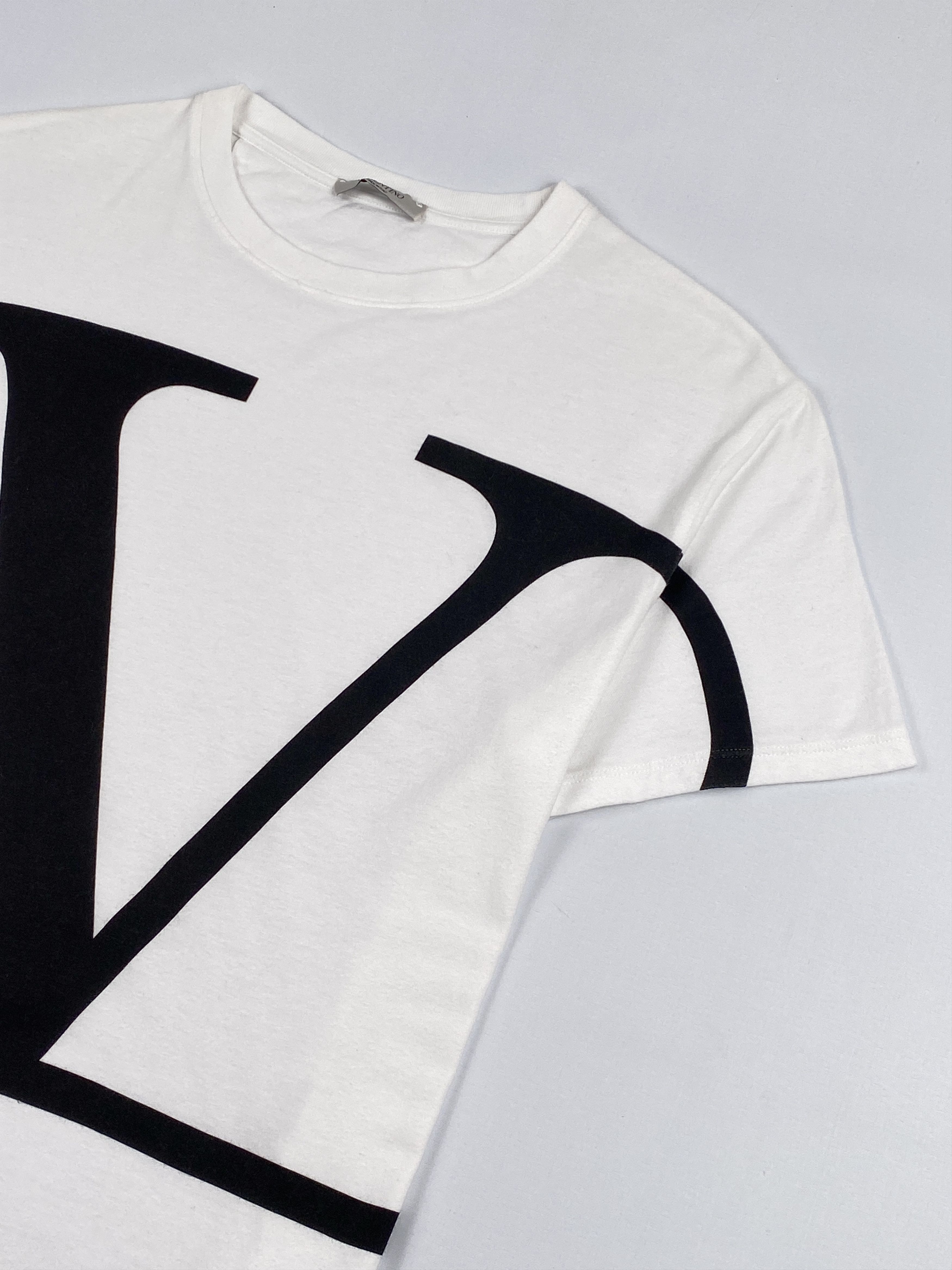 Valentino V Logo T-Shirt Size US L / EU 52-54 / 3 - 5 Thumbnail