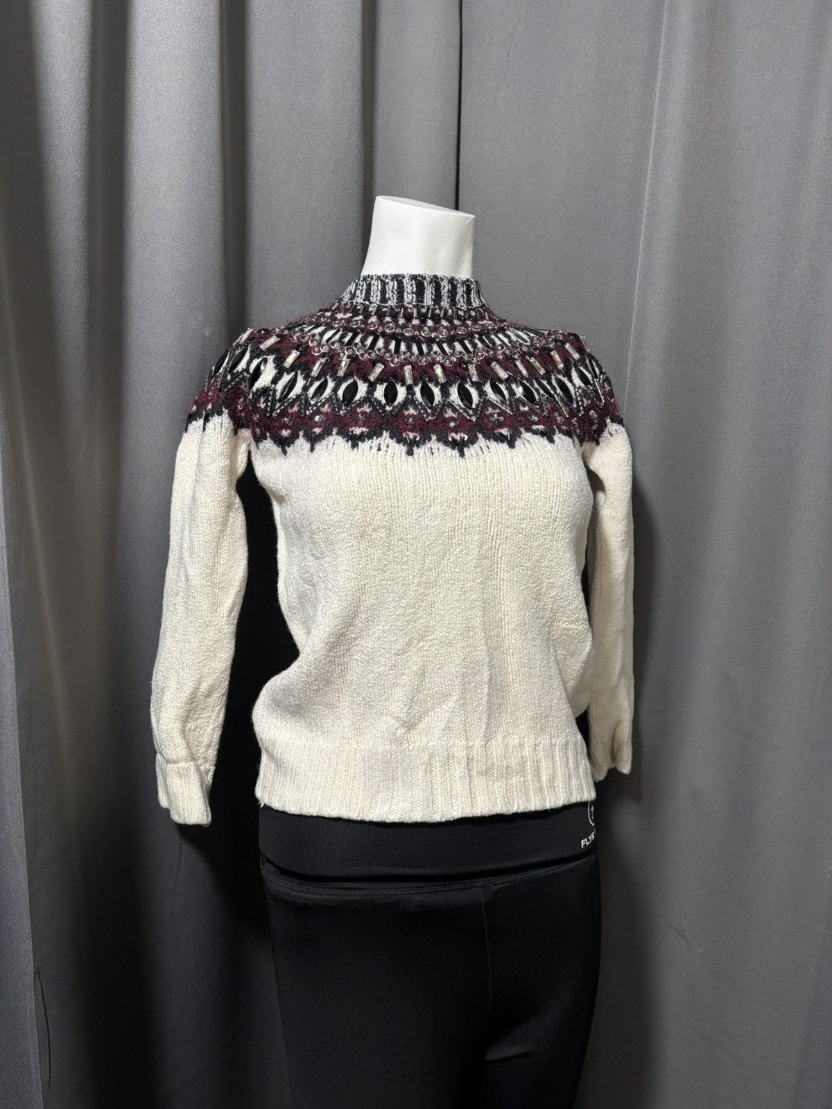 Gucci Pre Fall 2015 Heavy Embellished Yoke Design Knit Sweater Size S / US 4 / IT 40 - 3 Thumbnail