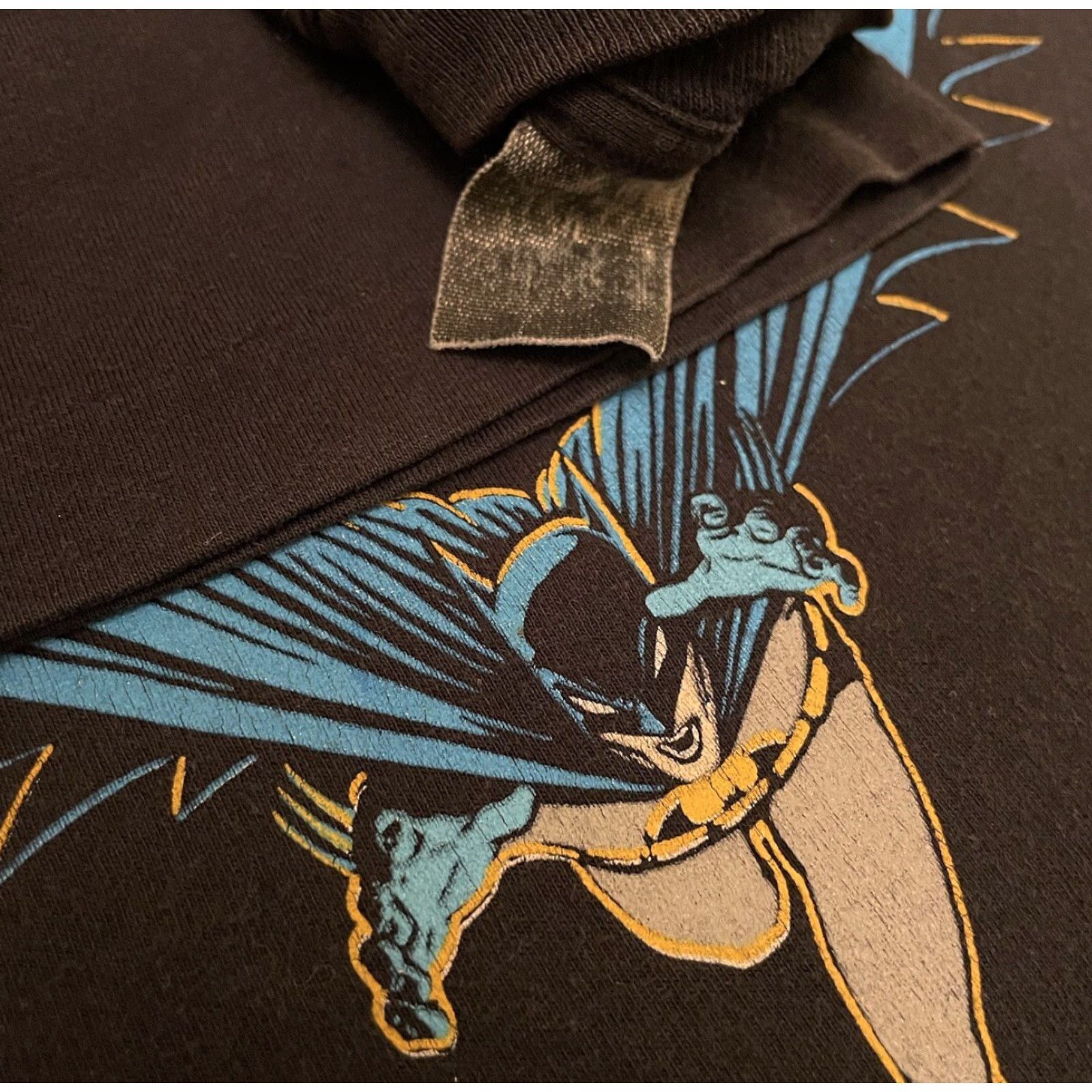 DC Comics VINTAGE Batman DC Comics Cartoon Rare Shirt Mens Size L Black 90s 1988 1990s Batman DC Comics Mens Shirt Size US L / EU 52-54 / 3 - 2 Thumbnail
