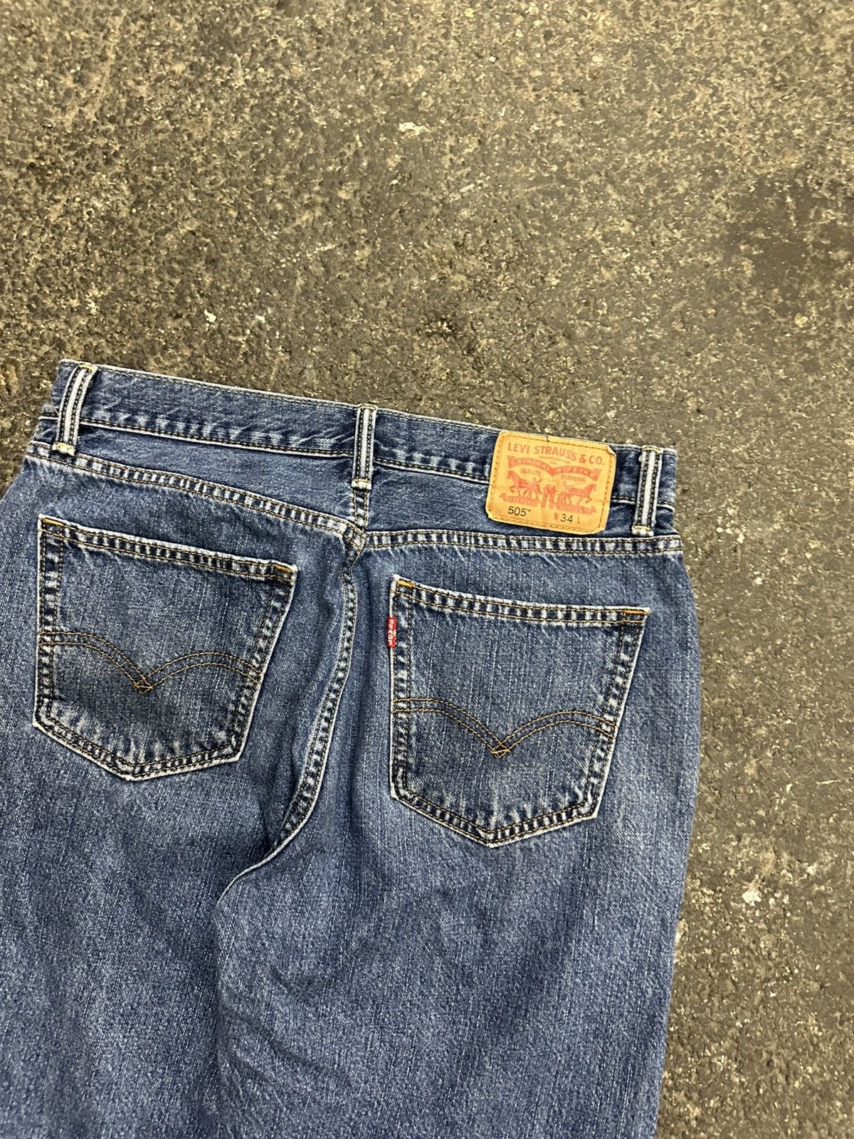 Levi's × Vintage Y2K Levi’s jorts Size US 34 / EU 50 - 3 Thumbnail