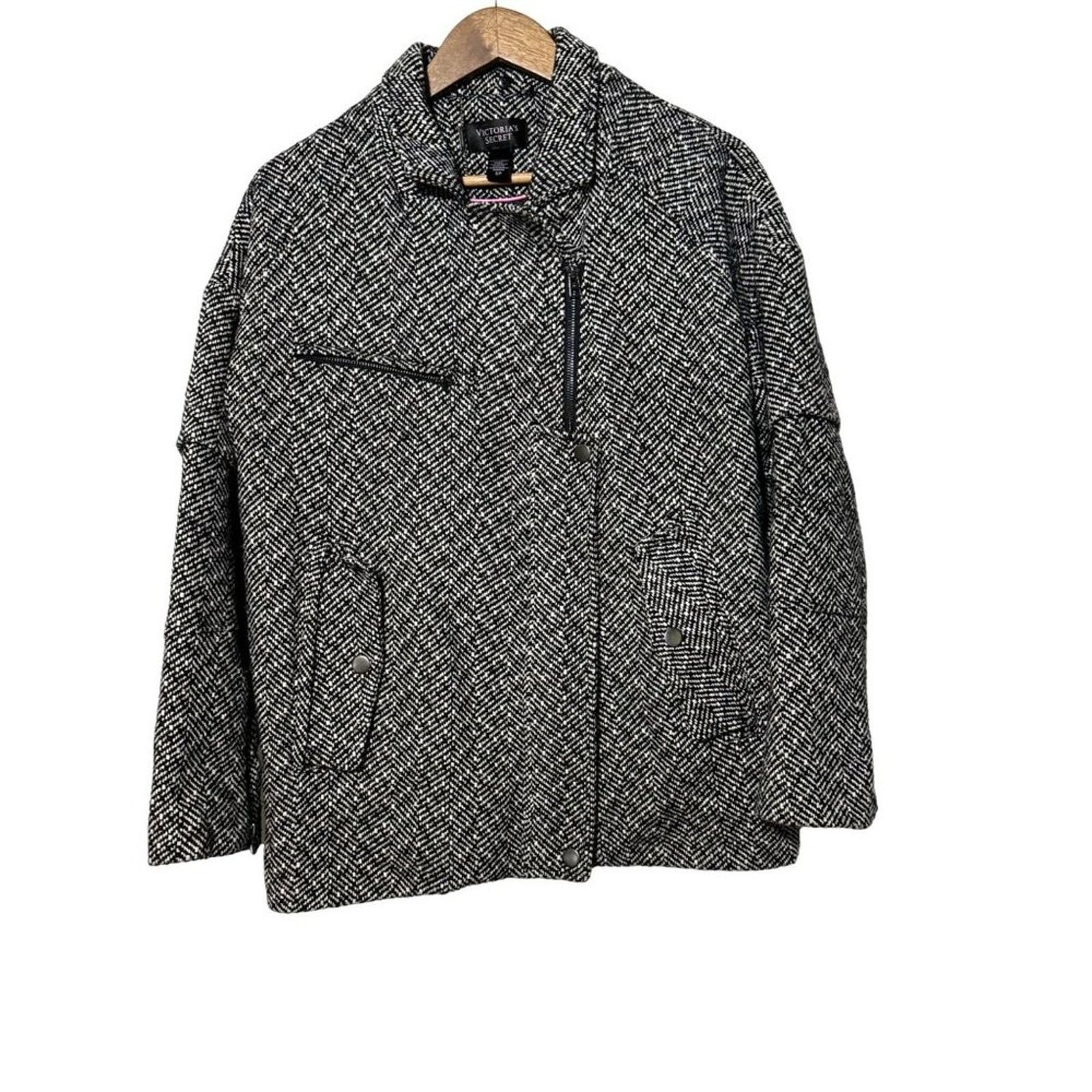 Victoria's Secret Victoria’s Secret · Small · Tweed Winter Jacket · Tailored Size 26" / US 2 / IT 38 - 1 Thumbnail