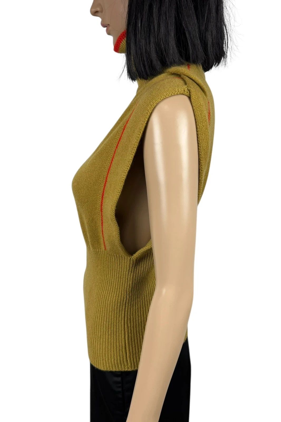 Victoria Beckham Victoria Beckham Cashmere Blend Turtleneck Vest size XS Size XS / US 0-2 / IT 36-38 - 5 Thumbnail