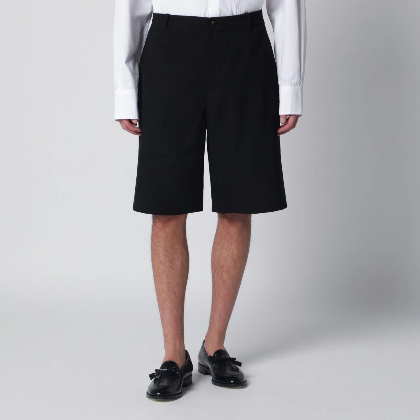 Jacquemus o1d2blof0526 Cotton Canvas Shorts in Black Size US 32 / EU 48 - 1 Thumbnail