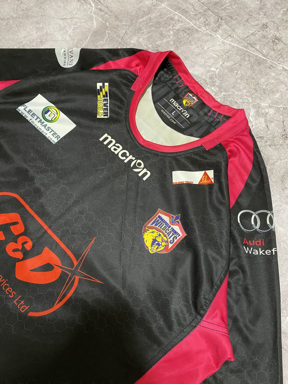 Macron Macron 2014 Wakefield Wildcats Away Rugby League Jersey Y2K Size US L / EU 52-54 / 3 - 6 Thumbnail