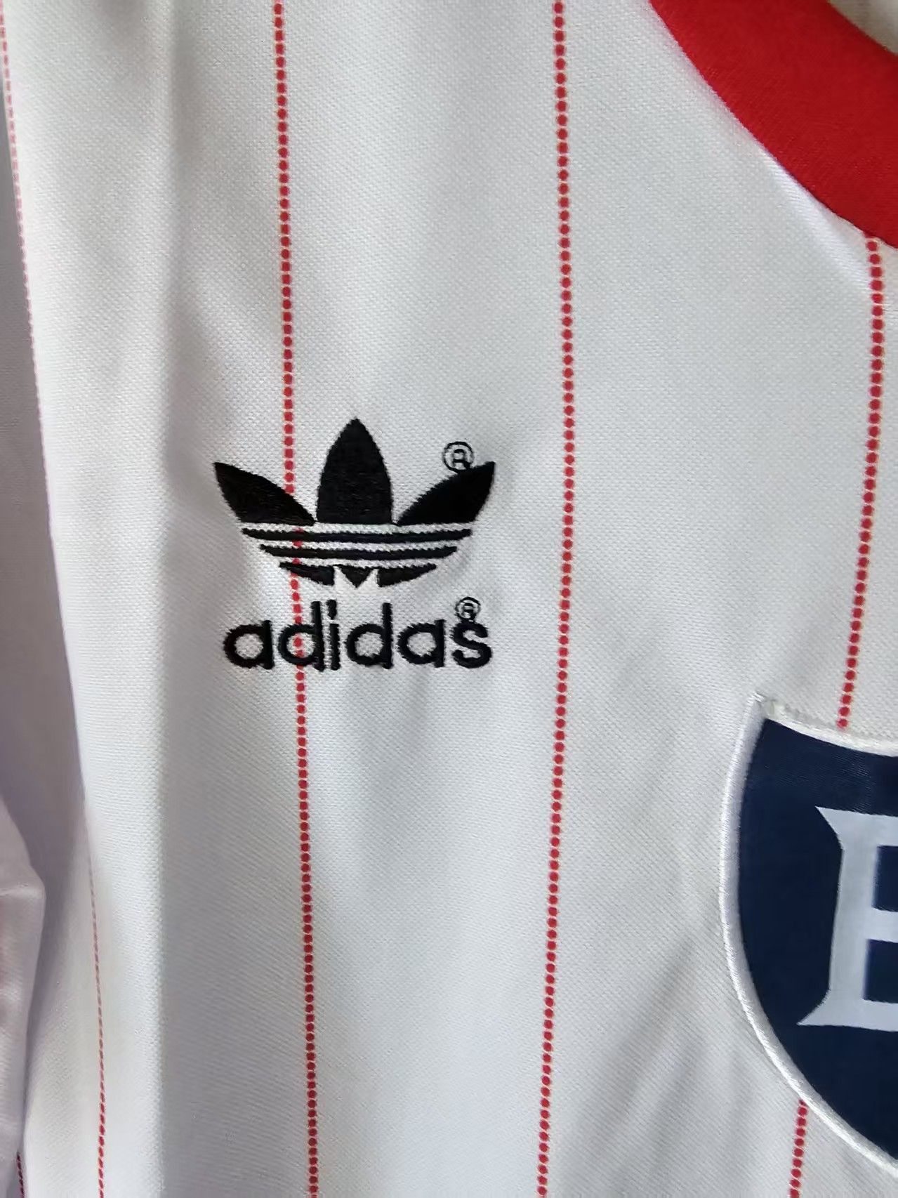 Other Hamburger SV Jersey 1984 White Size US XL / EU 56 / 4 - 2 Thumbnail