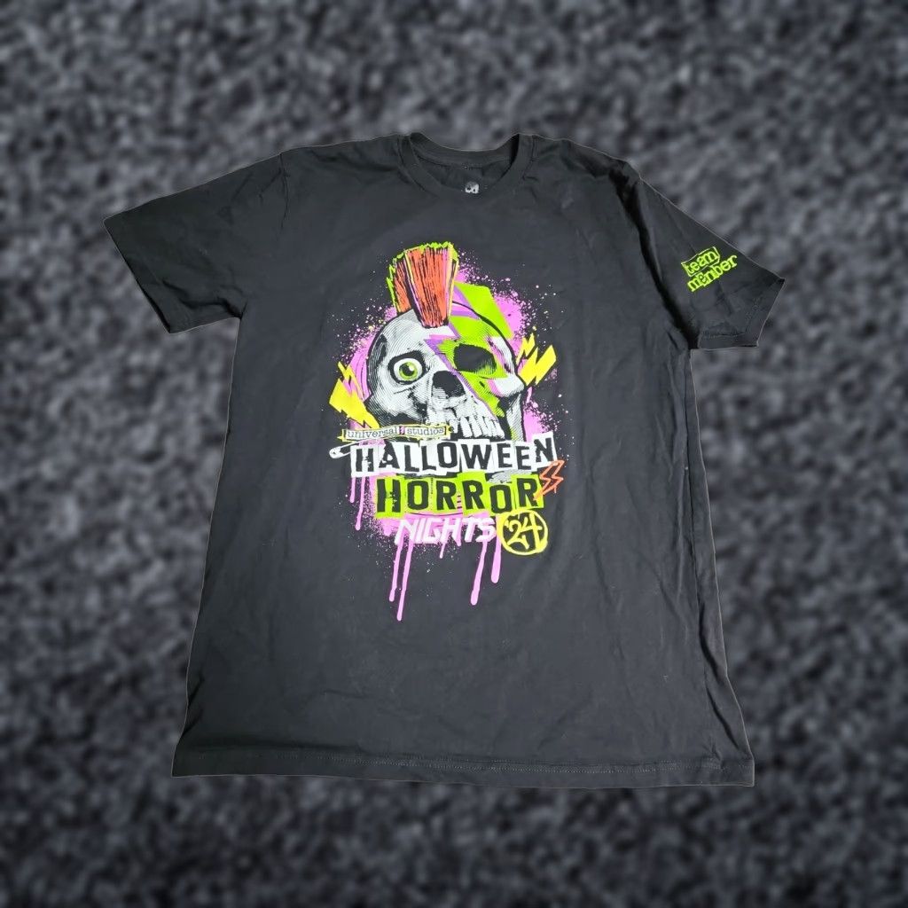 Vintage Universal Studios Halloween Horror Nights 2024 Skull Punk T-Shirt Mens Large Black Graphic Print Size US L / EU 52-54 / 3 - 1 Thumbnail