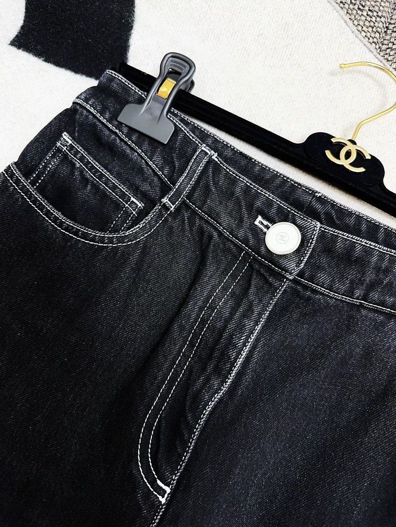 Chanel Chanel 23b black outer seam white edge cartoon jeans Size 25" / US 0 / IT 36 - 5 Thumbnail