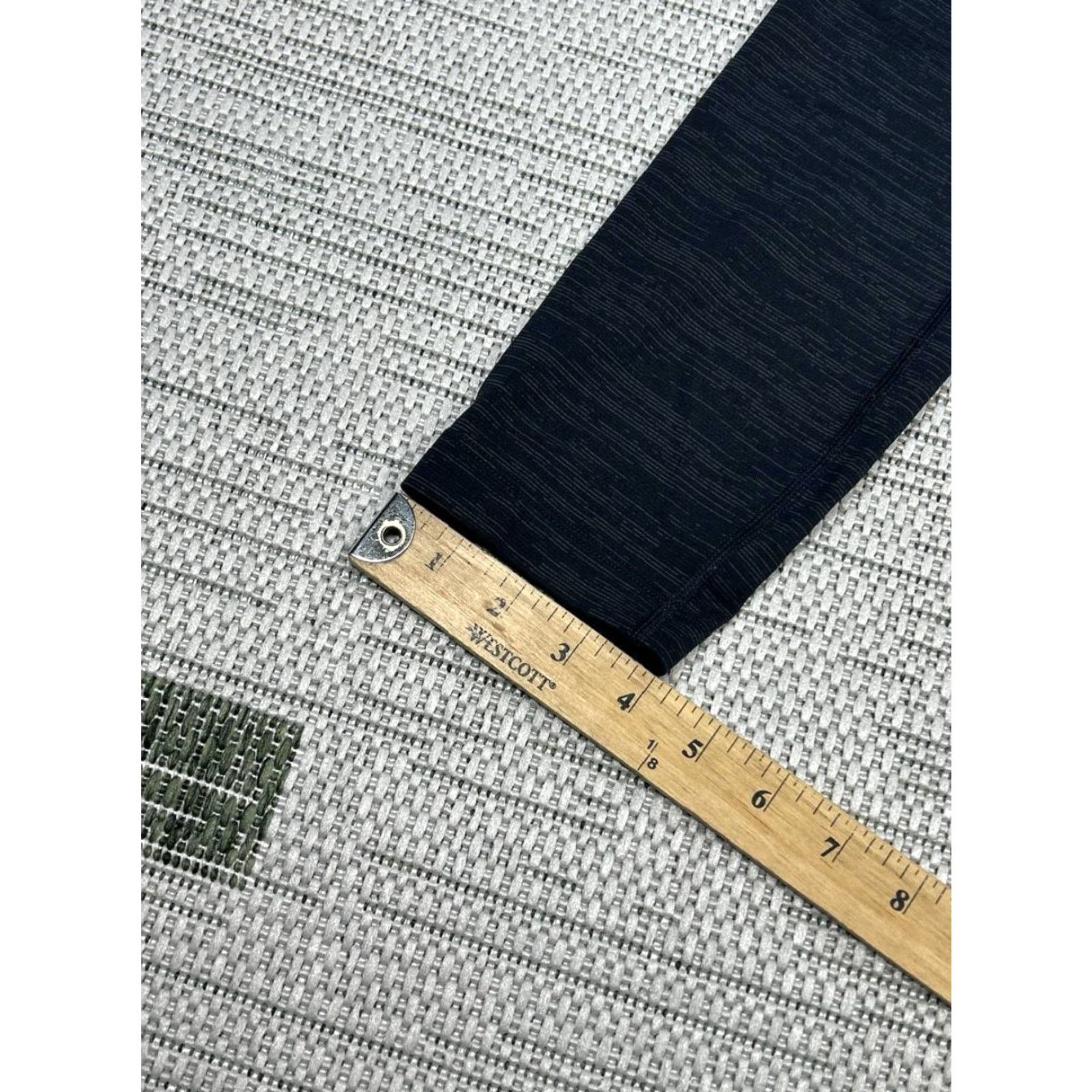 Outdoor Voices Outdoor Voices Leggings Womens Small Black Mid Rise Core Tech Sweat 7 8 Athletic Size 28" / US 6 / IT 42 - 4 Thumbnail