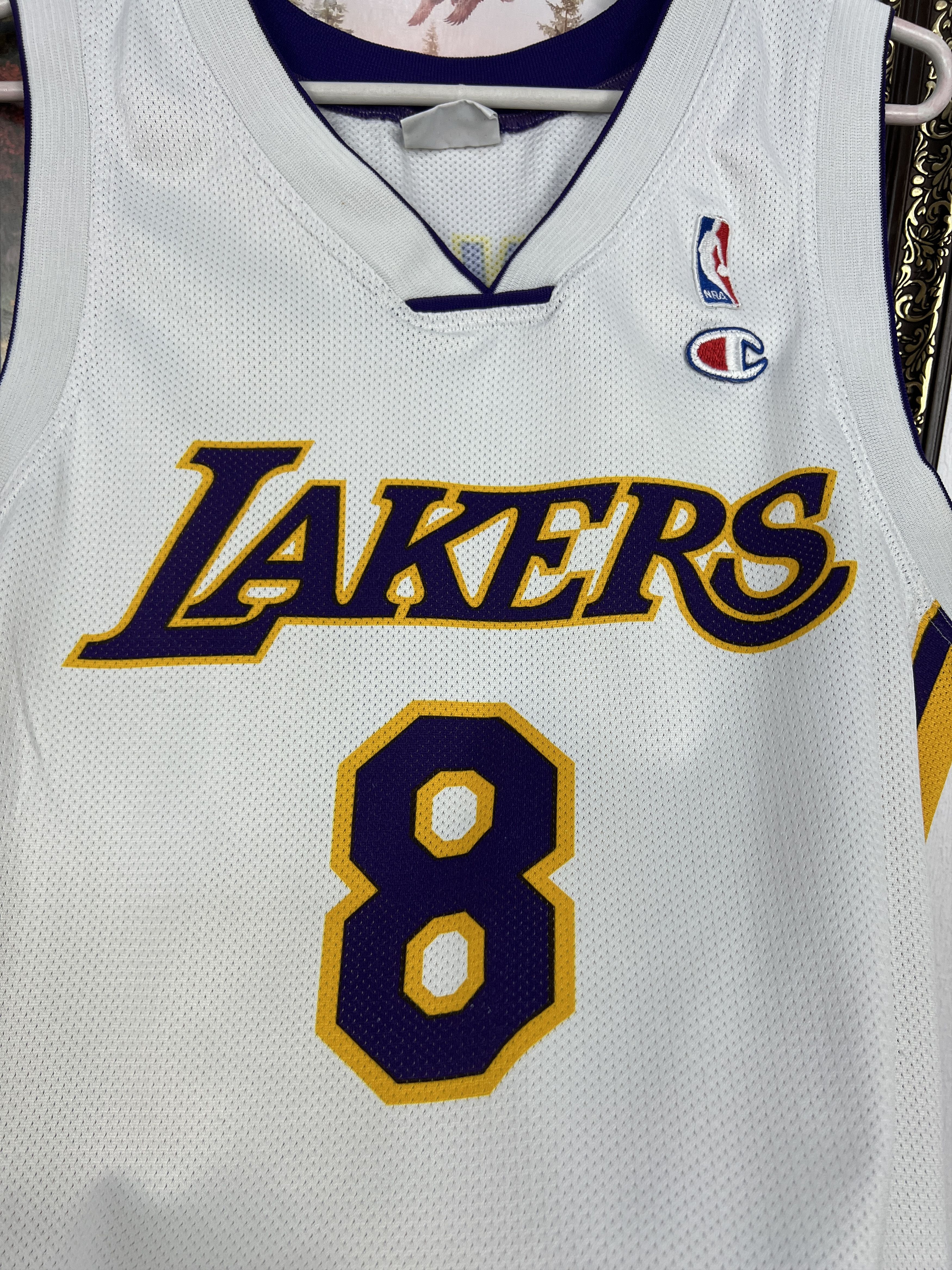 Champion Vintage Los Angeles Lakers #8 Bryant NBA Jersey Size US M / EU 48-50 / 2 - 3 Thumbnail