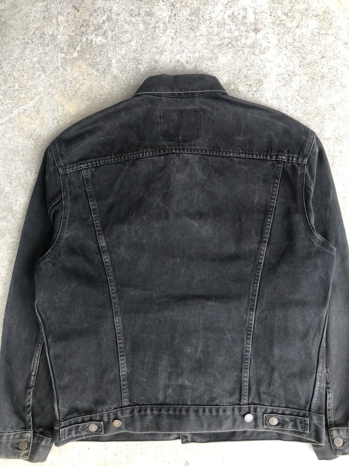 Levi's Vintage Levi’s Denim Jacket Distressed Size US L / EU 52-54 / 3 - 7 Thumbnail