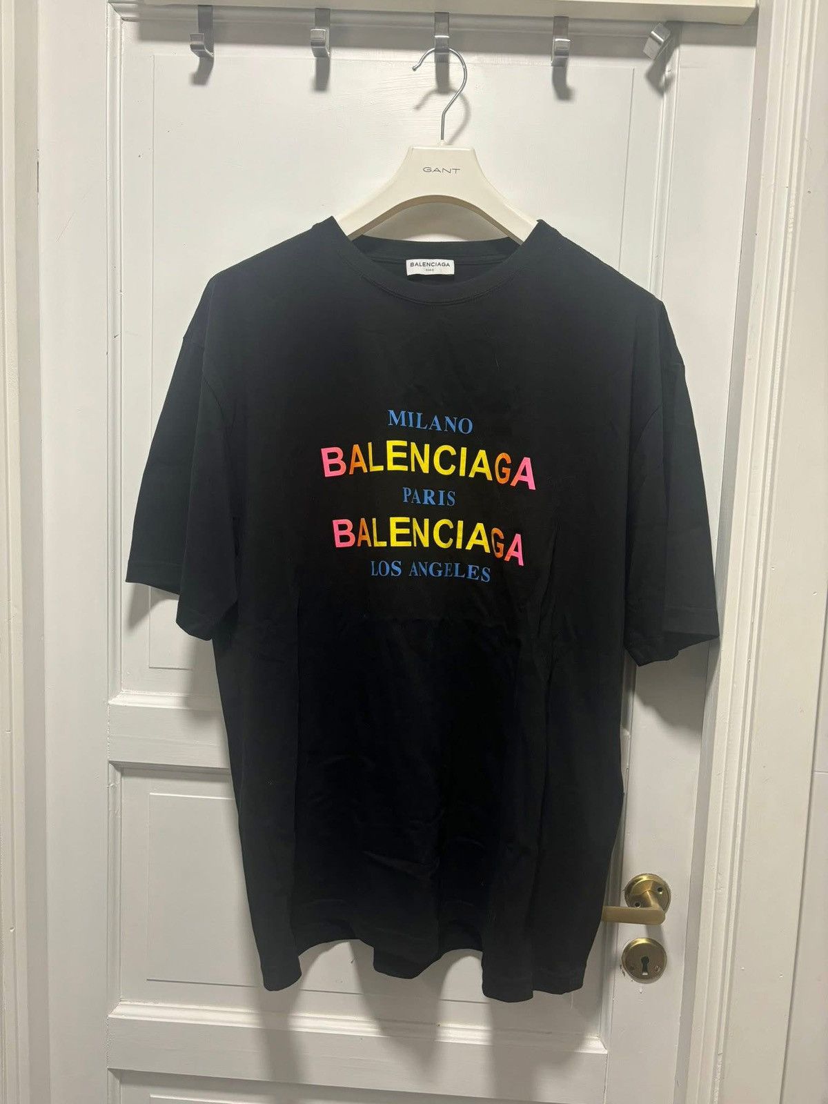 Balenciaga Cities logo tee Size US L / EU 52-54 / 3 - 1 Thumbnail