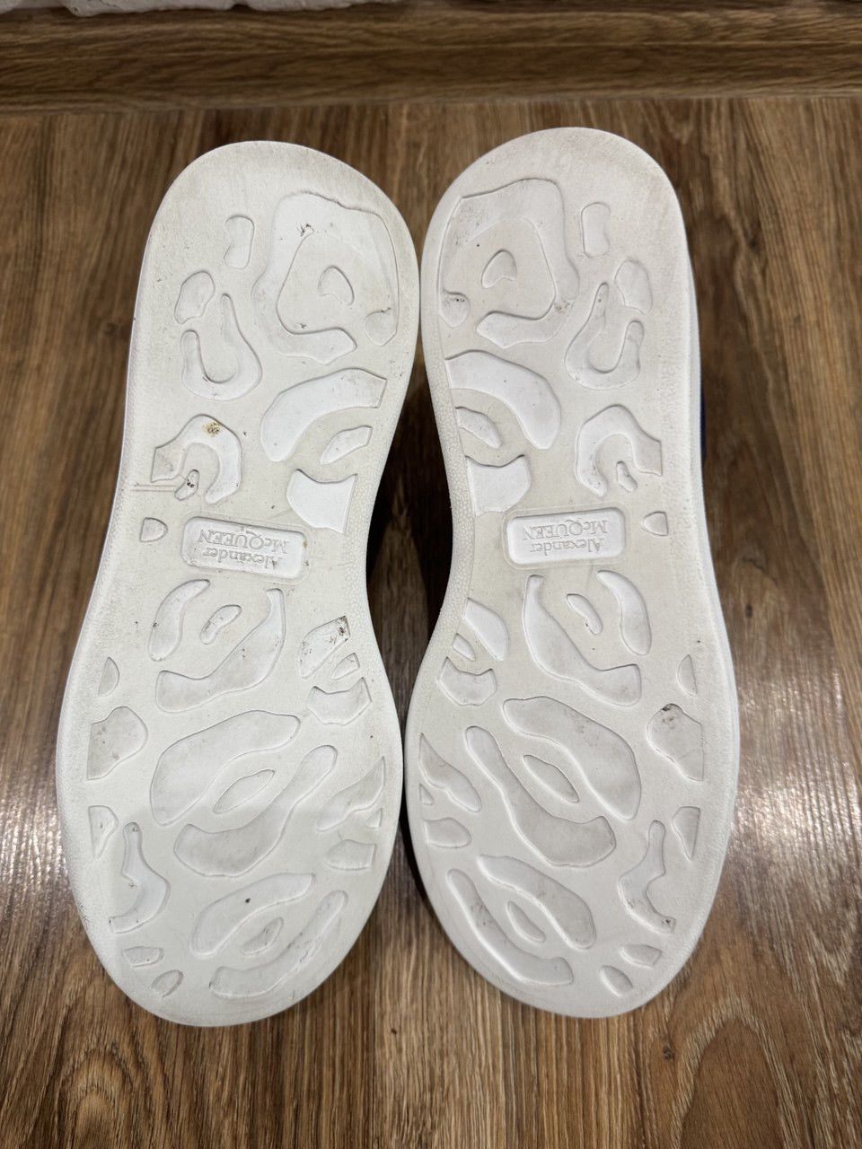 Alexander McQueen Alexander McQueen Oversized Sneakers Size 40 Size US 9 / IT 39 - 20 Thumbnail
