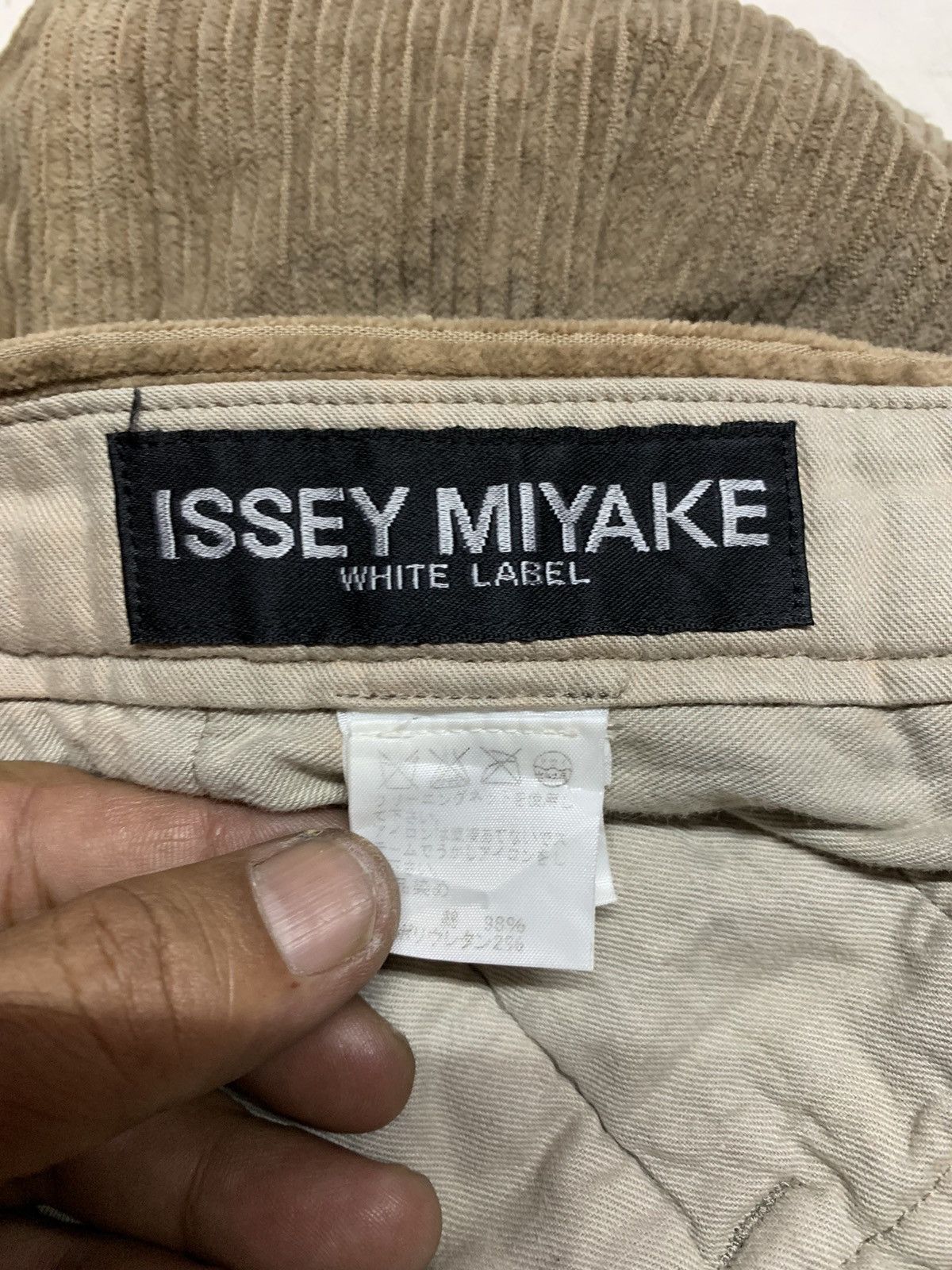 Issey Miyake × Vintage Issey Miyake men corduroy pants Size US 36 / EU 52 - 10 Thumbnail