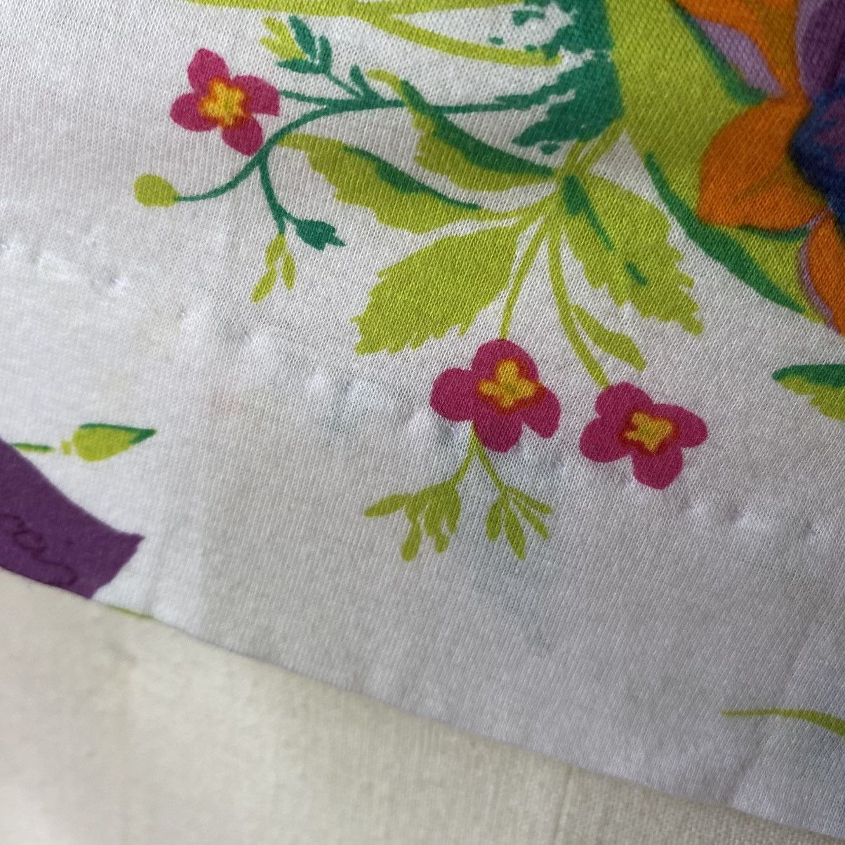 Gucci GUCCI Floral Tee with Red Trim & Bow Size M / US 6-8 / IT 42-44 - 13 Thumbnail
